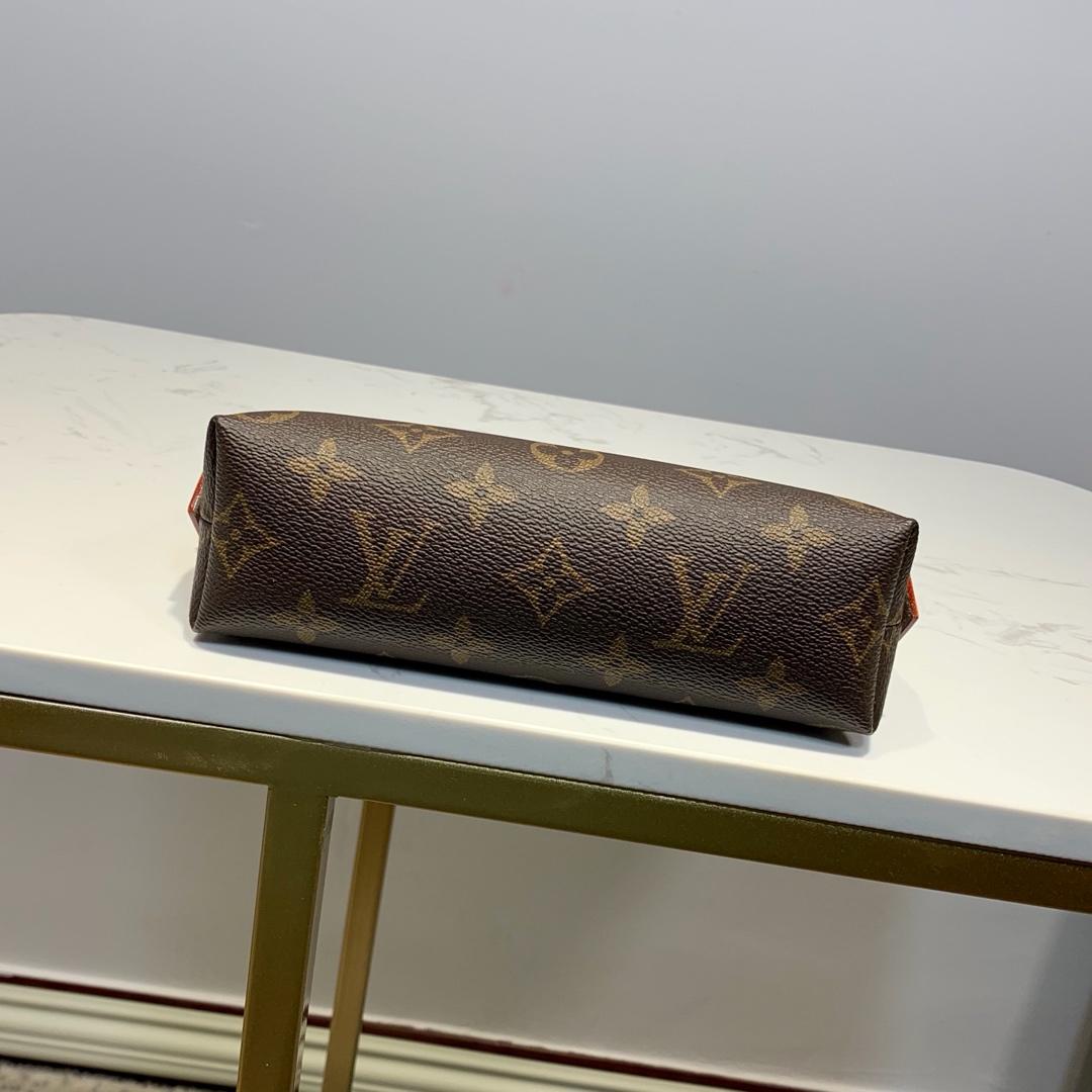 1:1 Replica Louis Vuitton Cosmetic Pouch PM Monogram Canvas For Women, Women's Bags 7.5in/19cm LV M47515 - Image 4