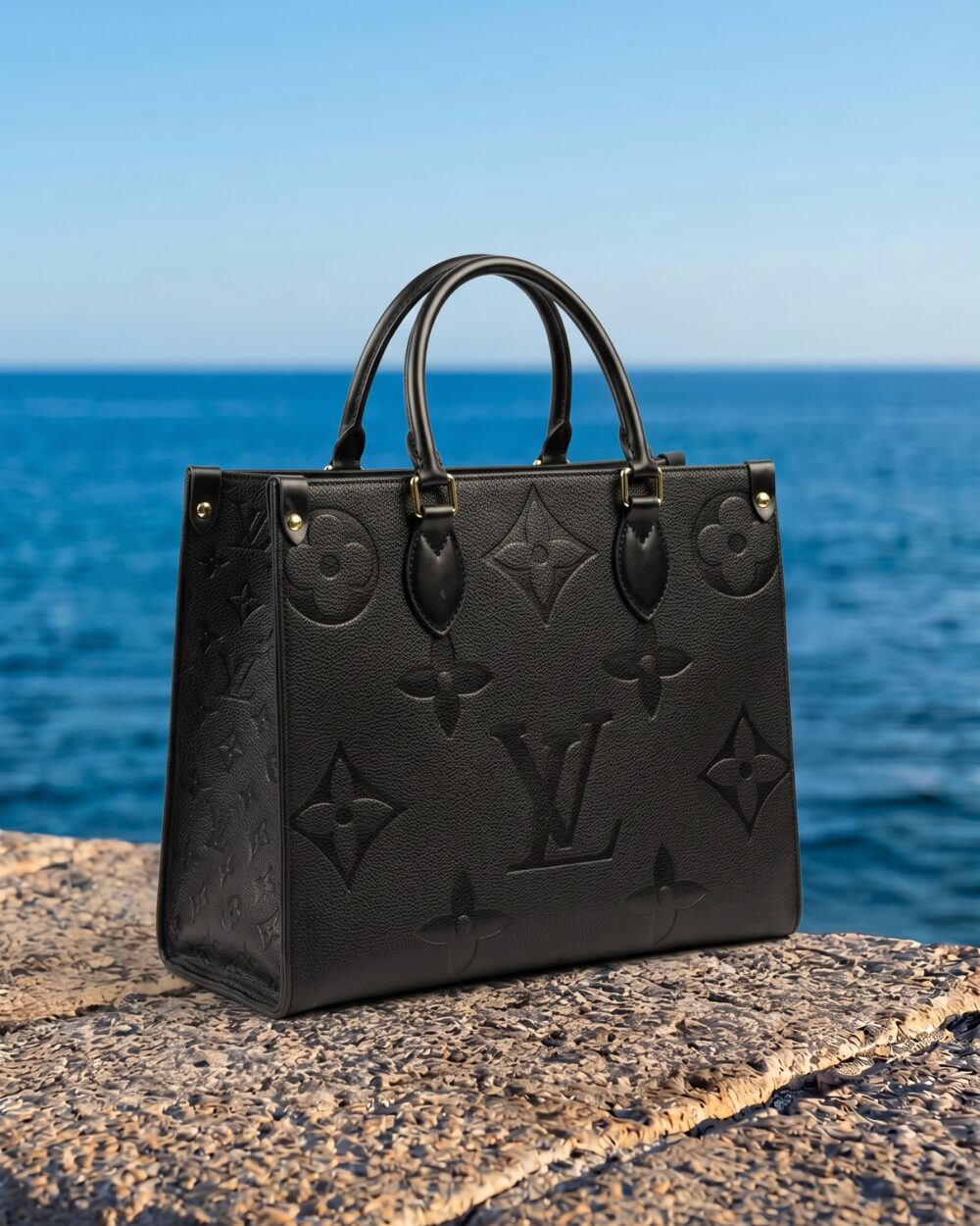 DBS-LC385 - Onthego MM Handbag Deal