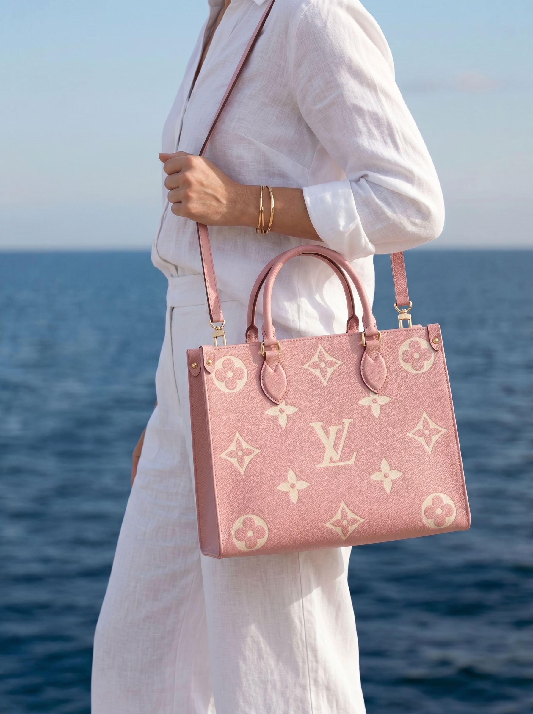 DBS-LC393 - Onthego MM Handbag Deal - Image 4