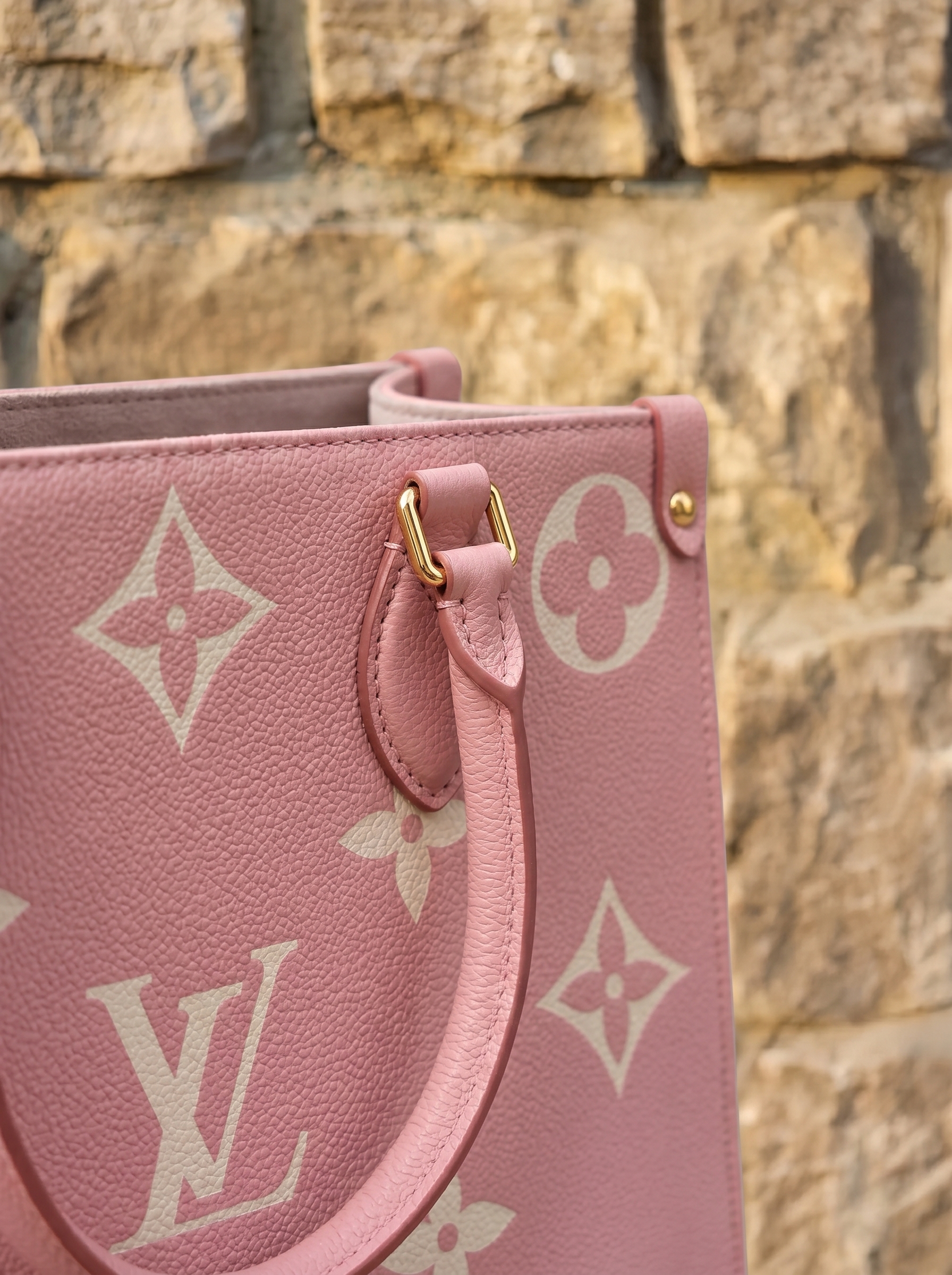 DBS-LC393 - Onthego MM Handbag Deal - Image 6