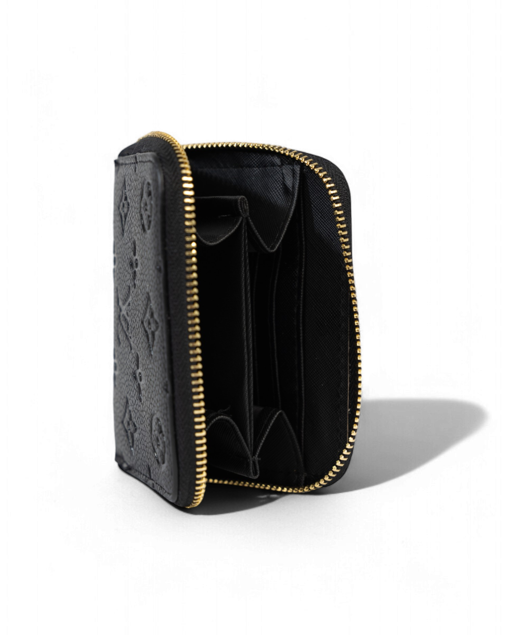 Louis Vuitton Wallet - WL007