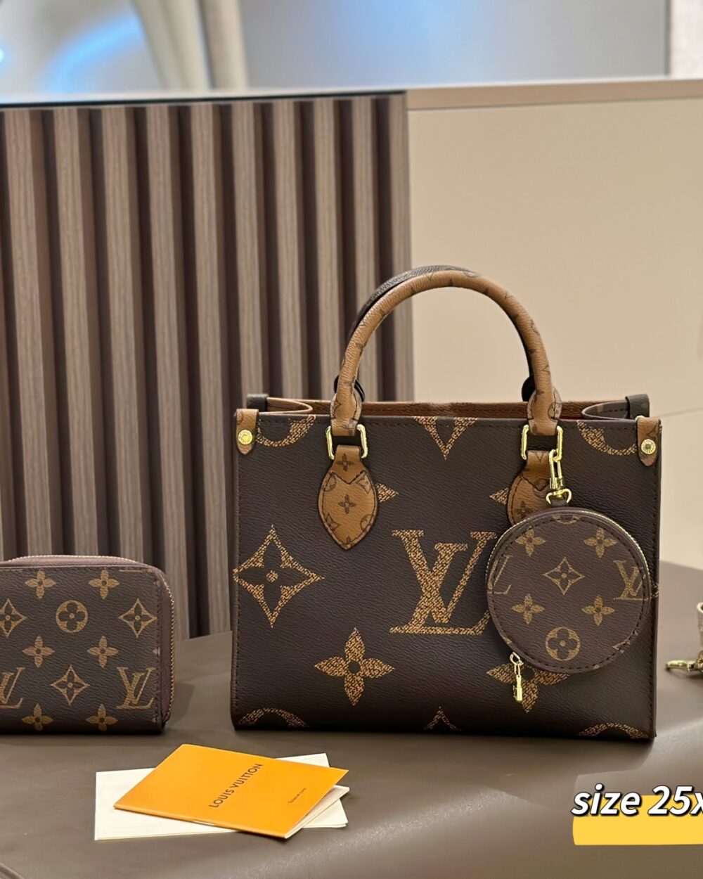 DBS-LC1033 - Onthego PM Handbag Deal
