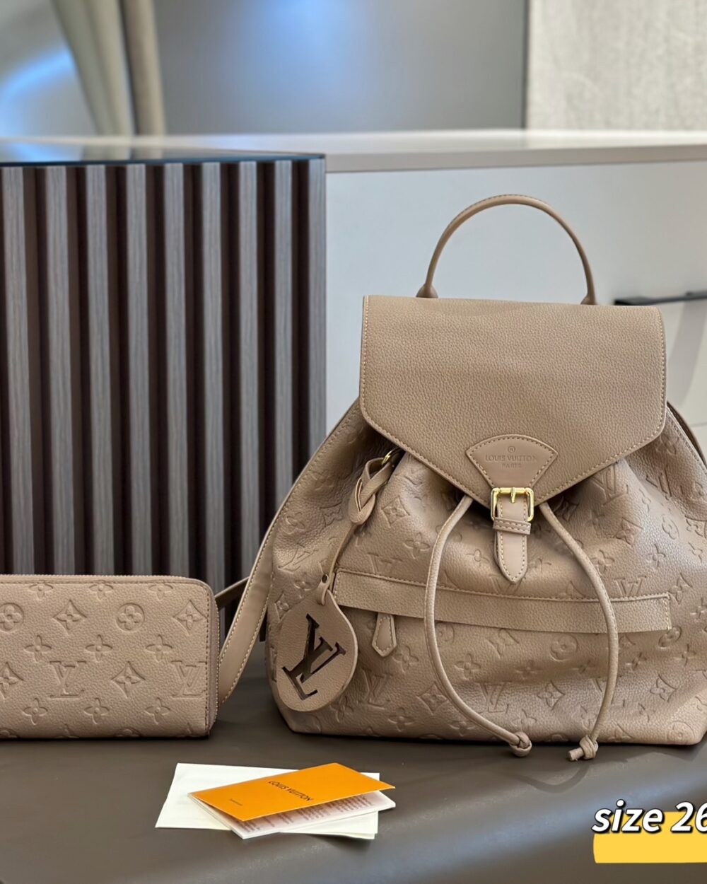 DBS-LC1063 - Montsouris PM Handbag Deal