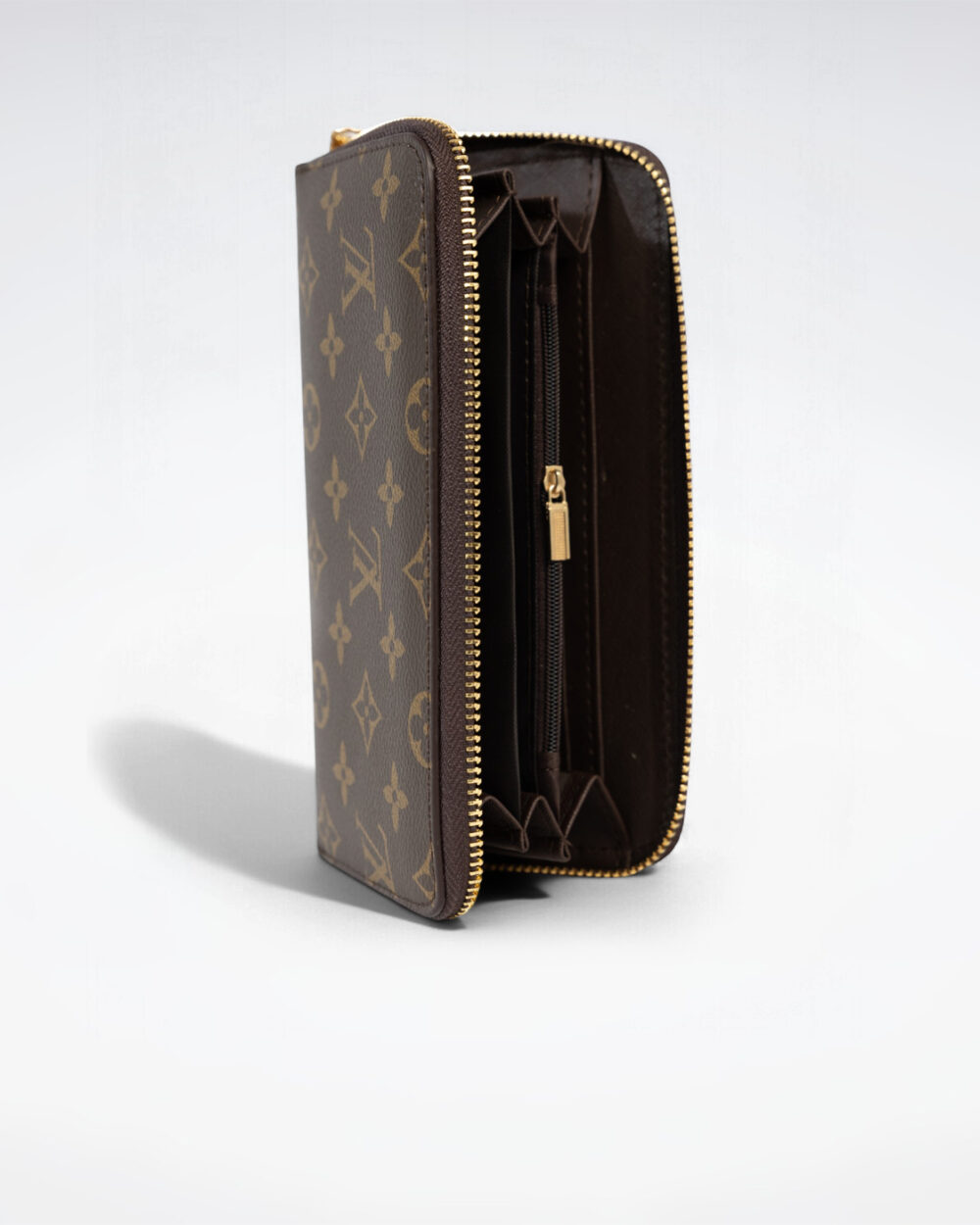 DBS-LC1050 - Onthego MM Handbag Deal
