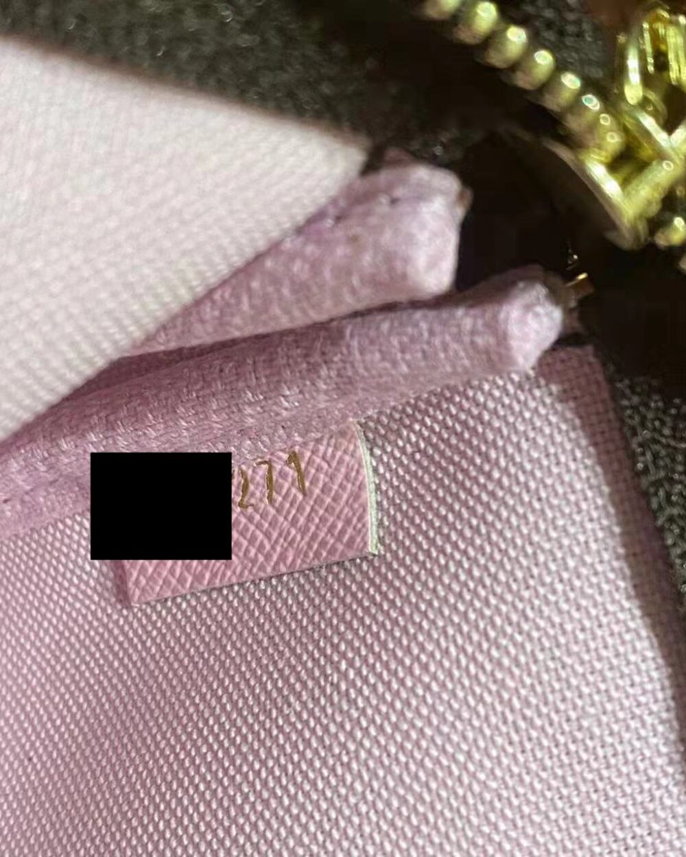 AAA Replica Louis Vuitton LV CHRISTMAS LIMITED 2021 MINI POCHETTE ACCESSORIES