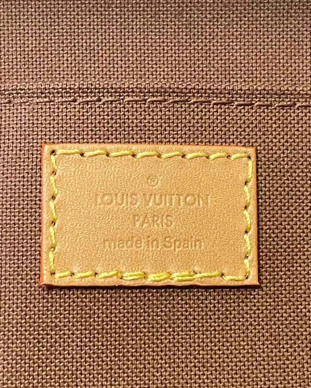 AAA Replica Louis Vuitton LV PETIT SAC PLAT IN MONOGRAM