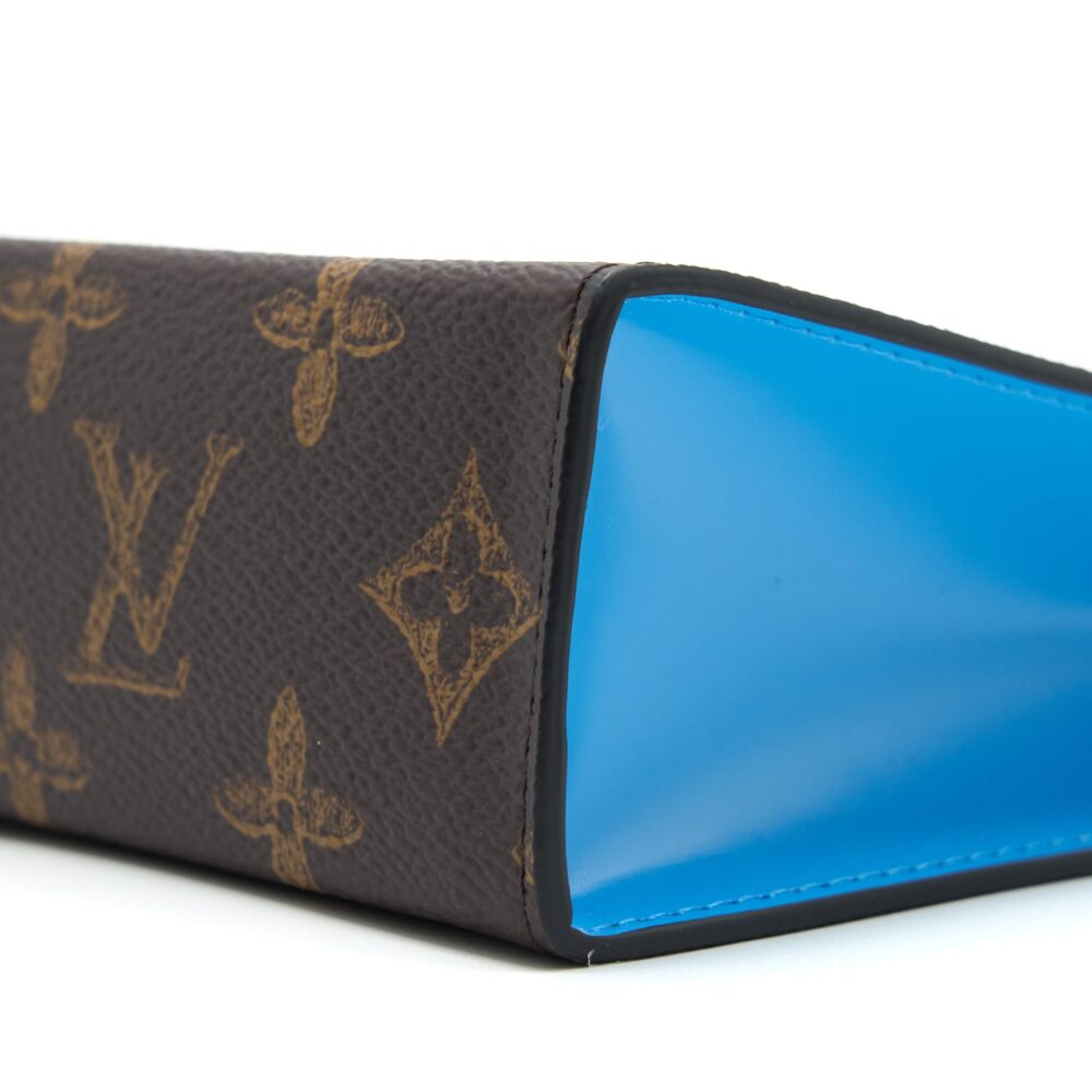 AAA Replica Louis Vuitton LV TOILETRY POCHETTE 26 VOYAGE NO.7 LIMITED MONOGRAM CANVAS GHW