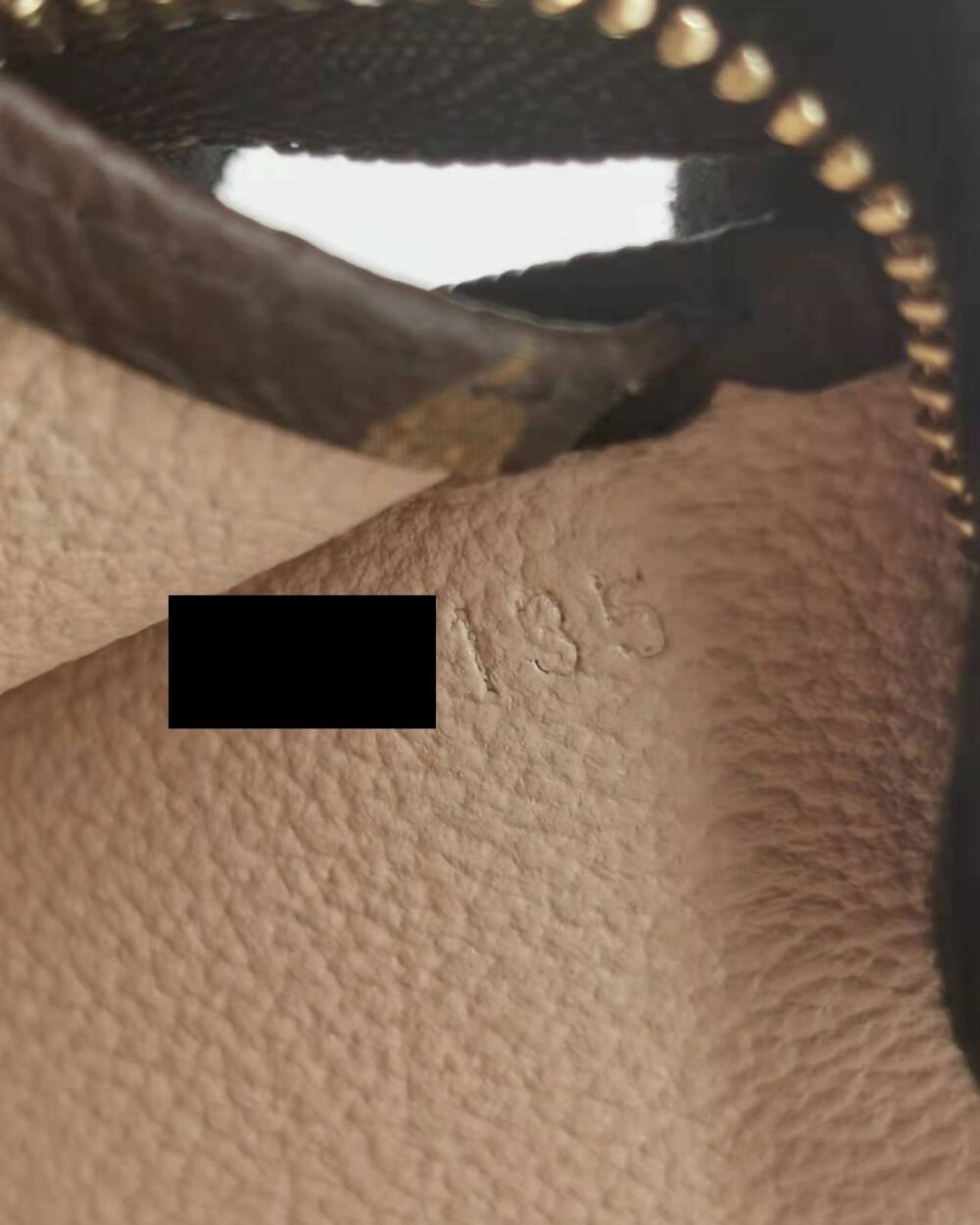AAA Replica Louis Vuitton LV TOILETRY POCHETTE 26 MONOGRAM