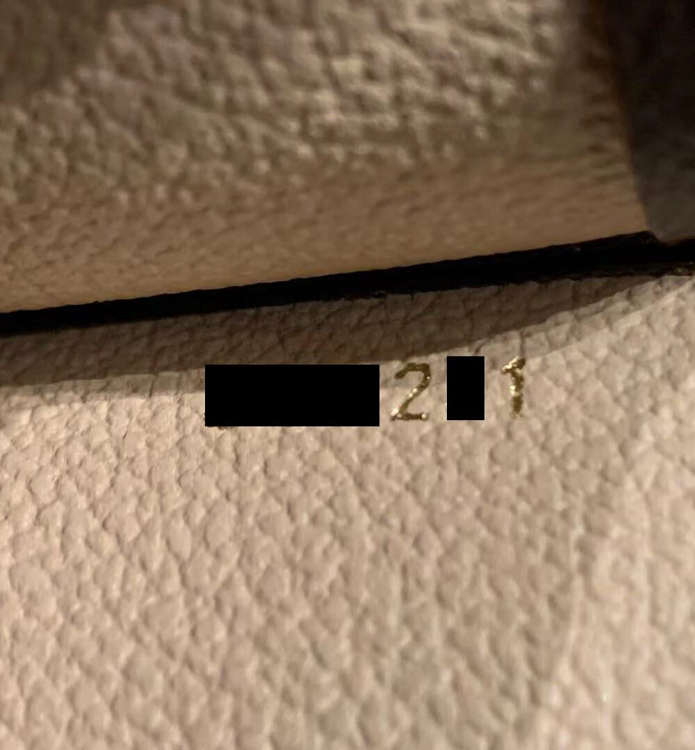 AAA Replica Louis Vuitton LV TOILETRY POCHETTE 26CM MONOGRAM CANVAS
