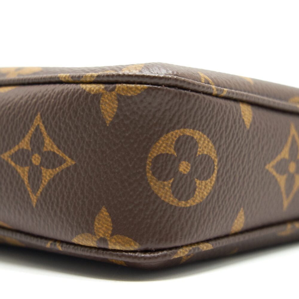 AAA Replica Louis Vuitton LV POCHETTE ACCESSORIES MONOGRAM CANVAS