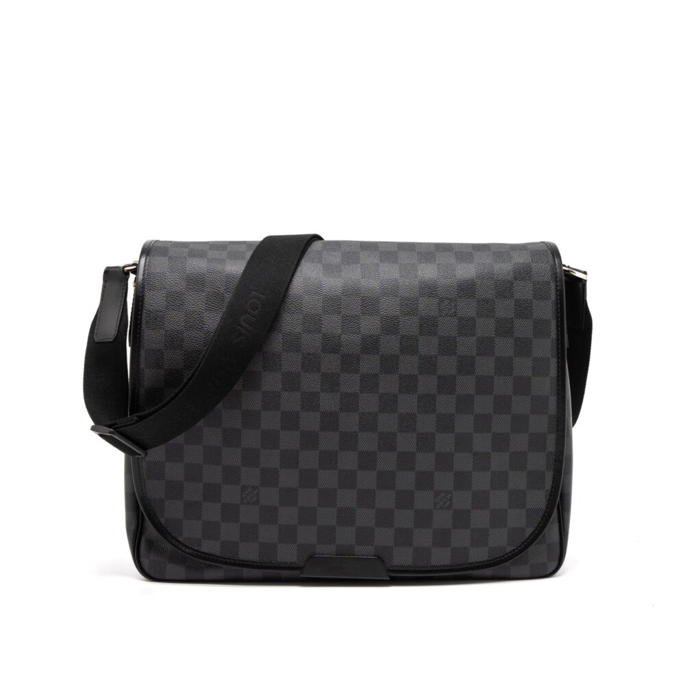 AAA Replica Louis Vuitton LV LARGE MESSENGER BAG DAMIER GRAPHITE CANVAS SHW
