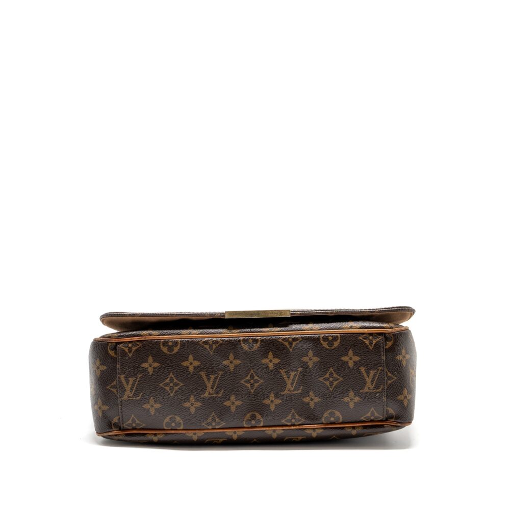 AAA Replica Louis Vuitton LV MEN’S MESSENGER BAG MONOGRAM CANVAS GHW