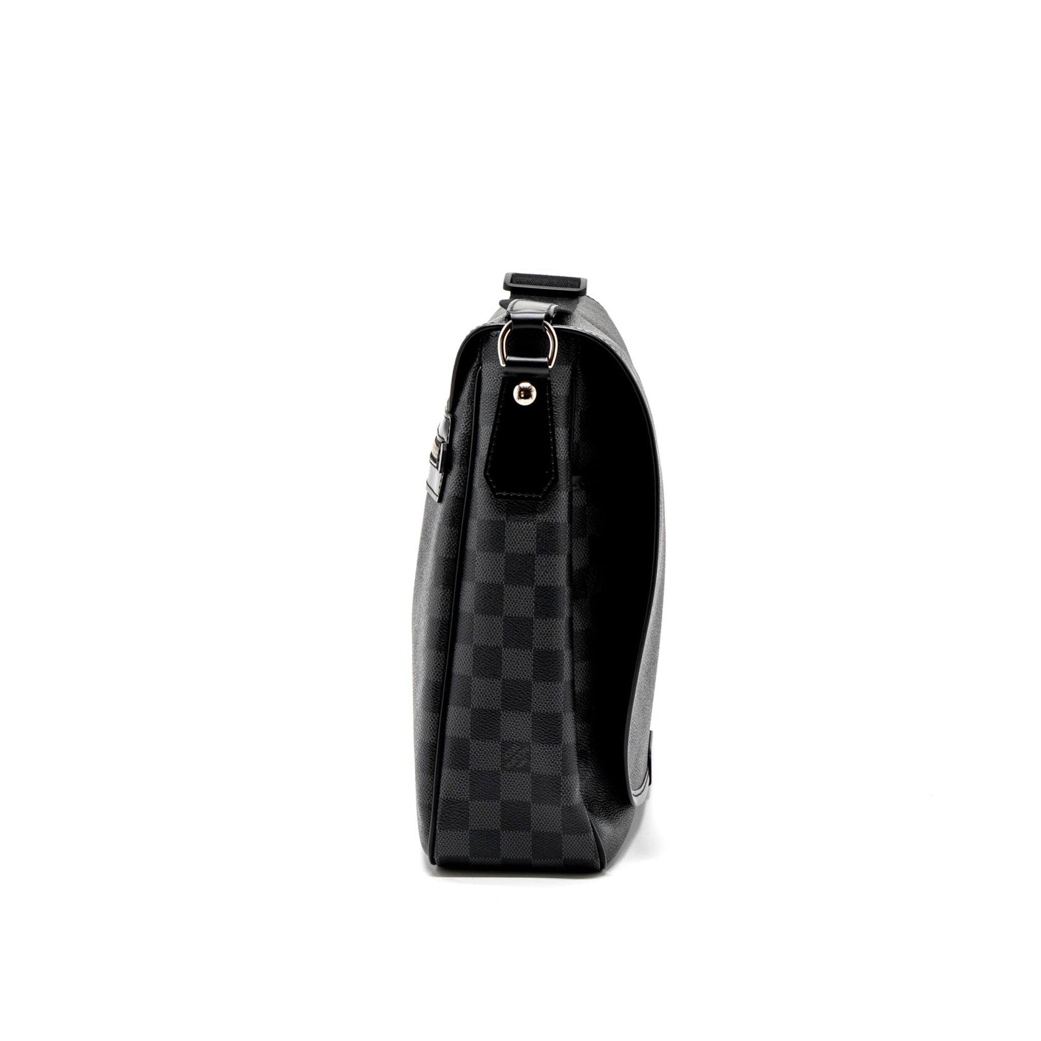 AAA Replica Louis Vuitton LV LARGE MESSENGER BAG DAMIER GRAPHITE CANVAS SHW
