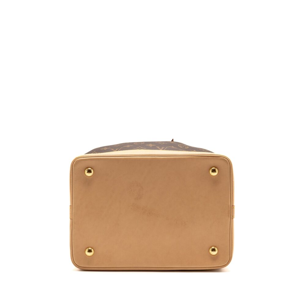 AAA Replica Louis Vuitton LV NOE BAG MONOGRAM CANVAS GHW