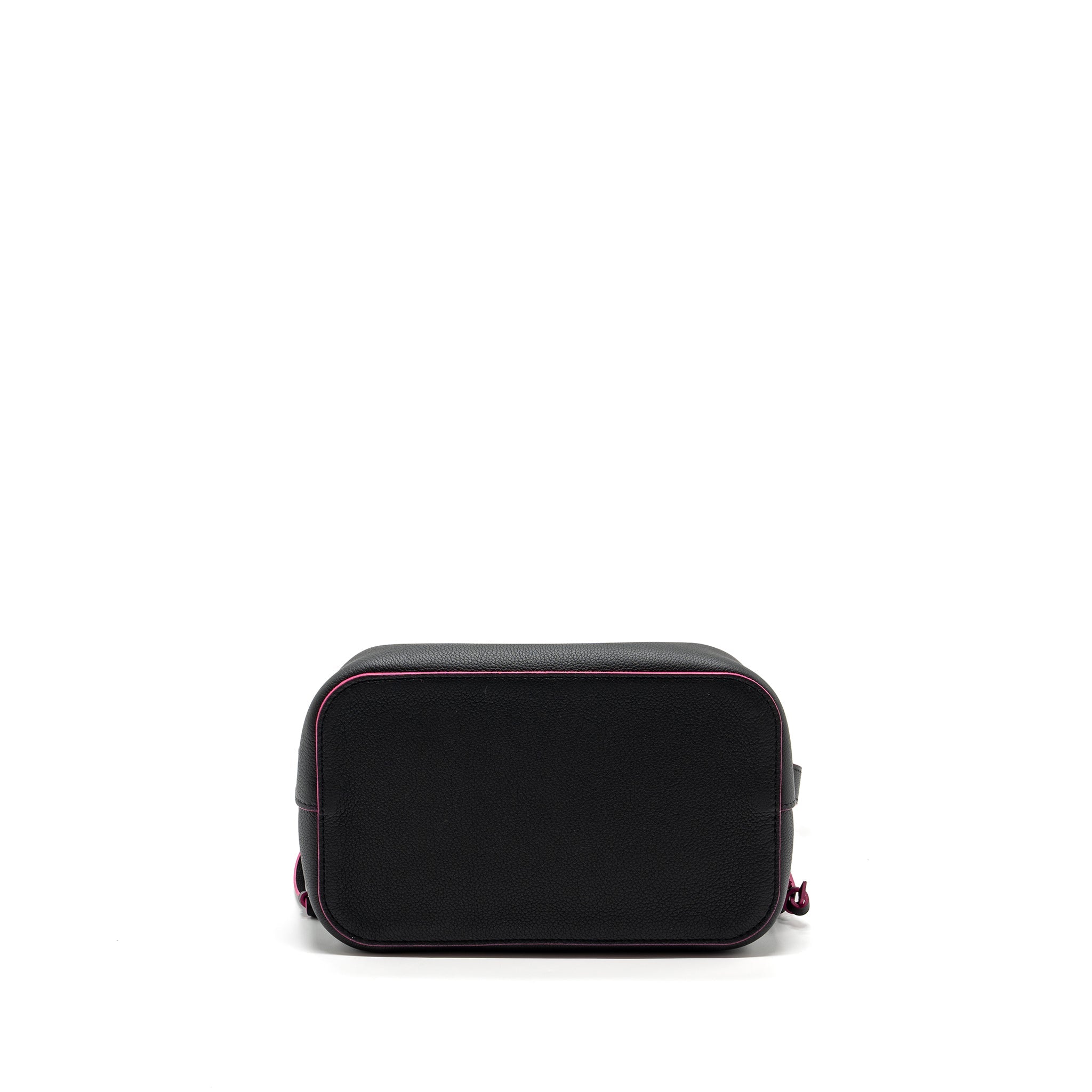 AAA Replica Louis Vuitton LV LOCKME BUCKET BAG CALFSKIN BLACK/PINK SHW