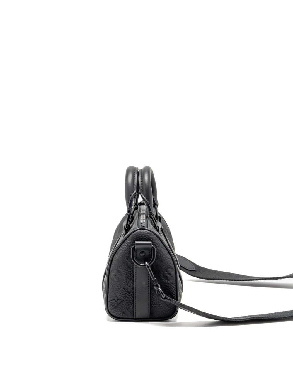 AAA Replica Louis Vuitton LV KEEPALL BANDOULIERE 25 MONOGRAM TAURILLON LEATHER BLACK WITH BLACK HARDWARE