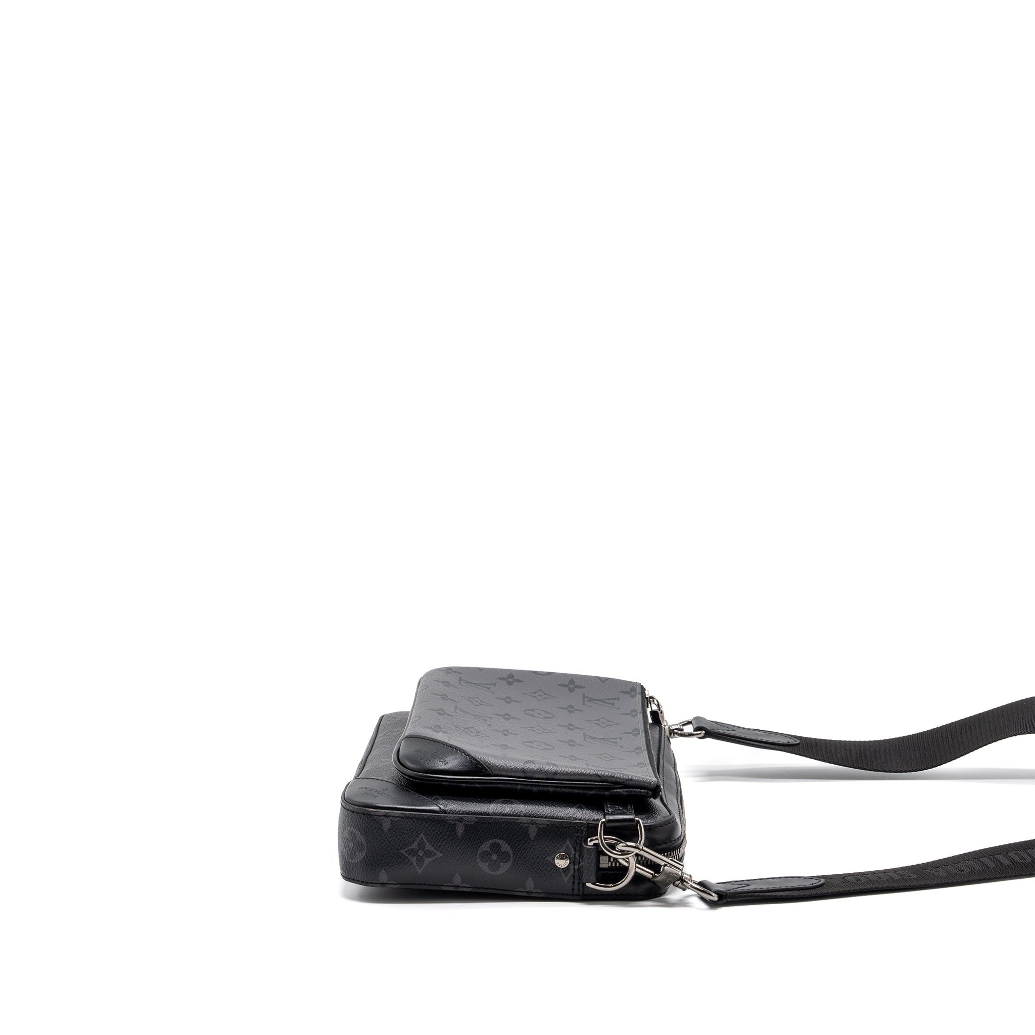 AAA Replica Louis Vuitton LV TRIO MESSENGER BAG MONOGRAM ECLIPSE SHW