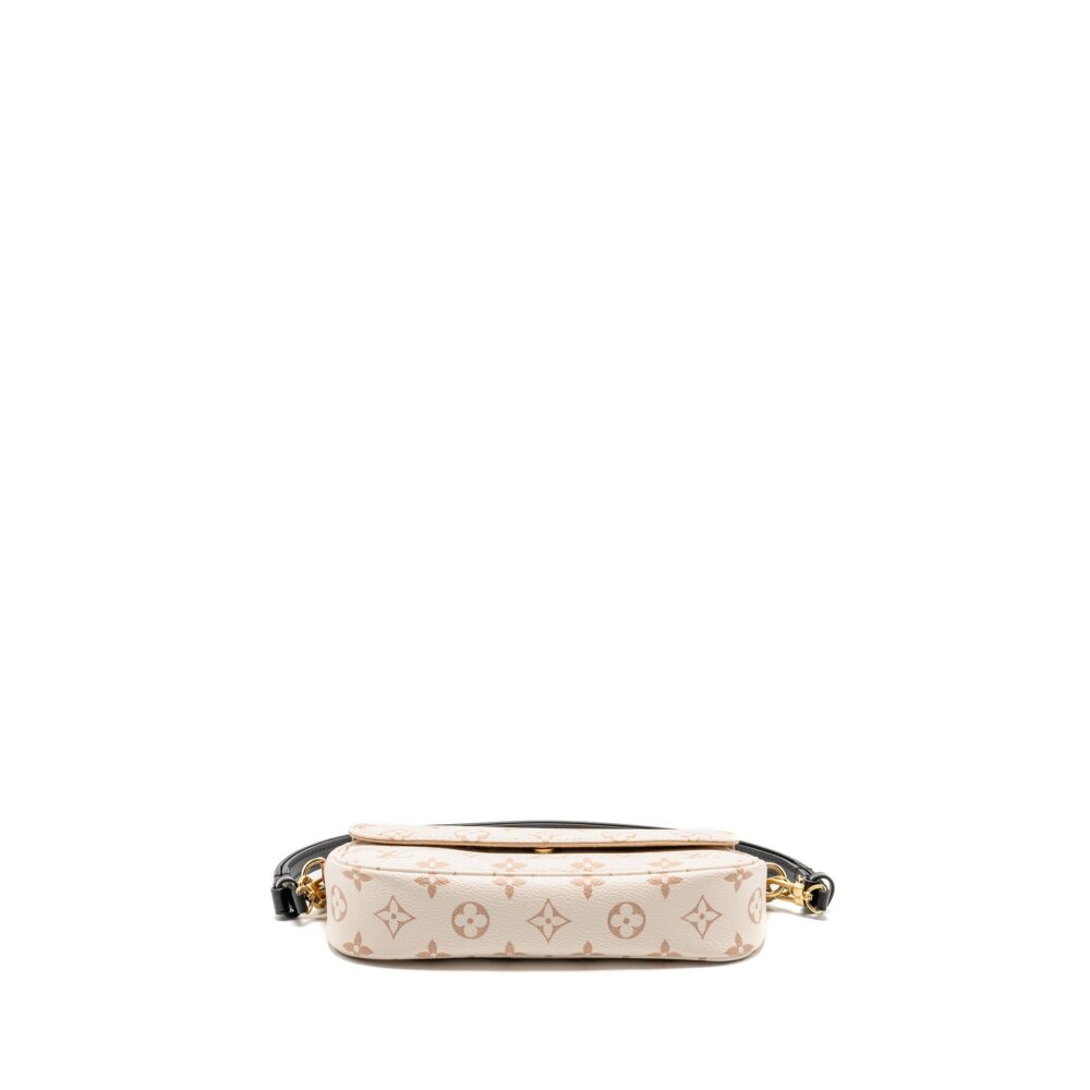 AAA Replica Louis Vuitton LV IVY WALLET ON CHAIN MONOGRAM CANVAS BEIGE/ CREAM GHW