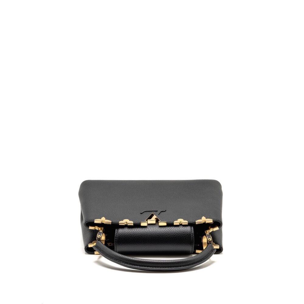 AAA Replica Louis Vuitton LV CAPUCINES MM TAURILLON LEATHER BLACK GHW