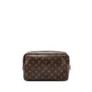 AAA Replica Louis Vuitton LV VINTAGE TROUSSE TOILETTE 28 COSMETIC BAG MONOGRAM CANVAS GHW