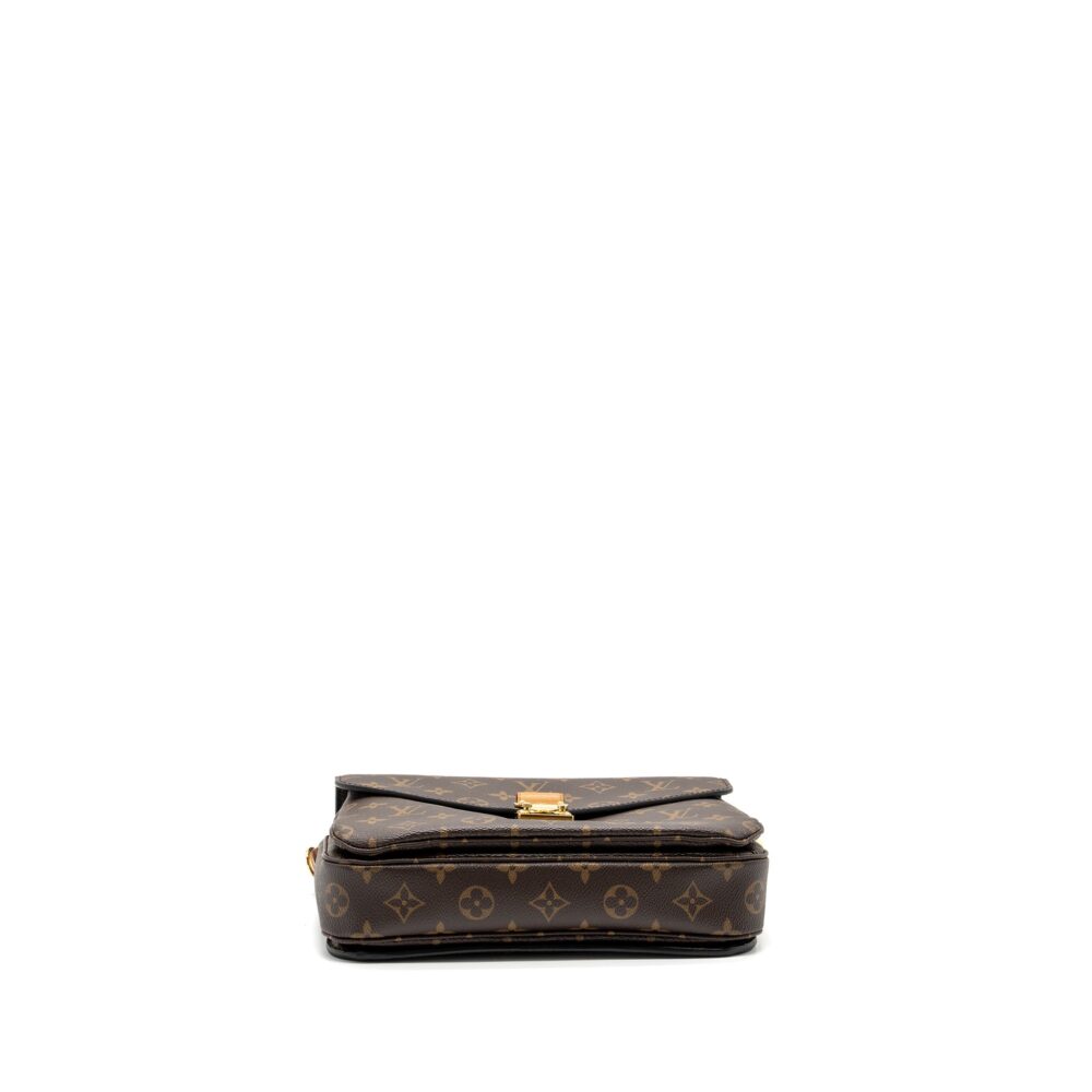 AAA Replica Louis Vuitton LV POCHETTE MÉTIS MONOGRAM CANVAS WITH GHW