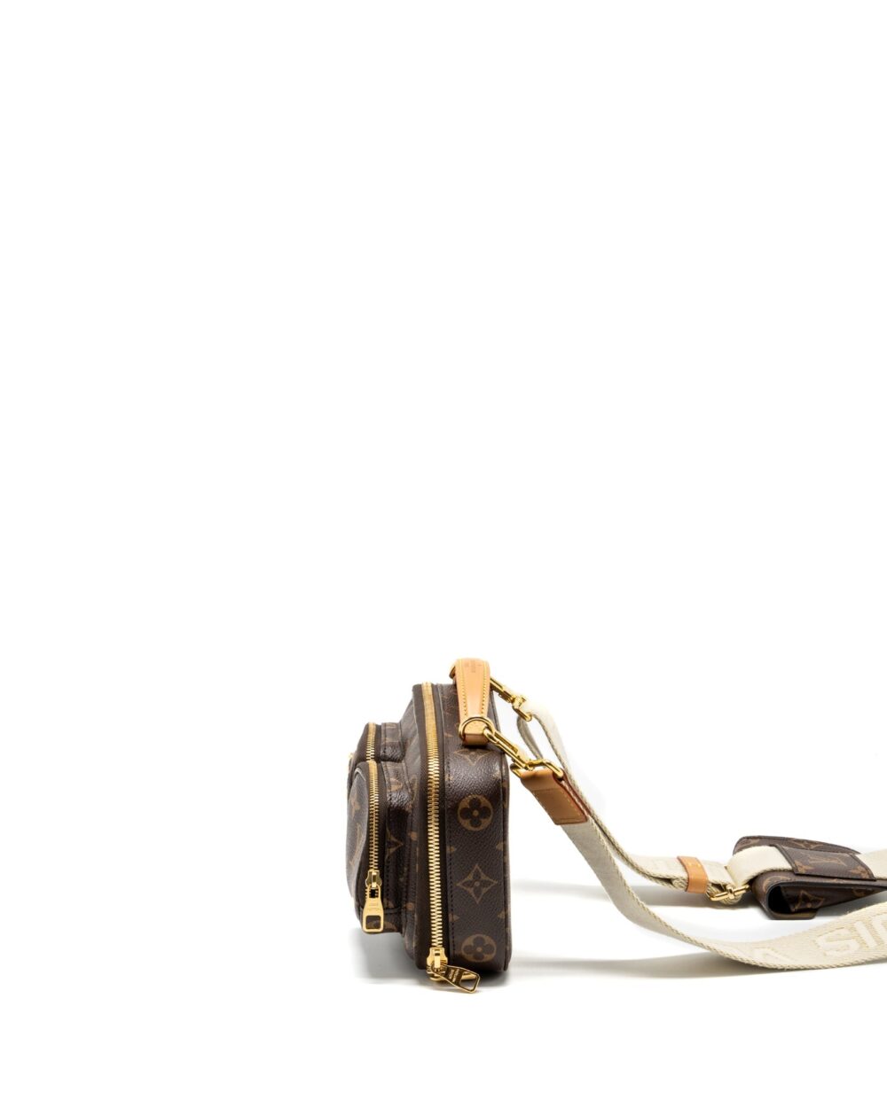 AAA Replica Louis Vuitton LV UTILITY CROSSBODY BAG MONOGRAM CANVAS GHW