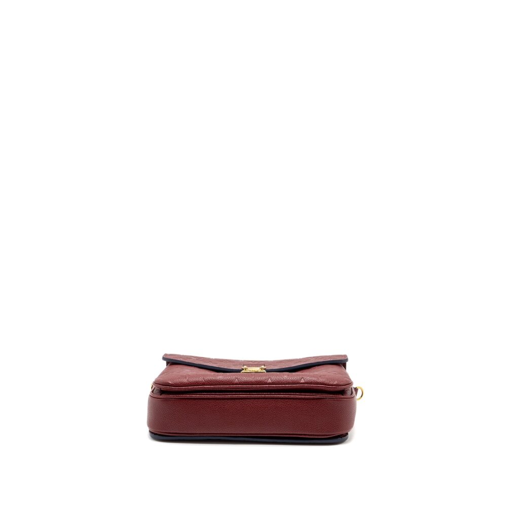 AAA Replica Louis Vuitton LV POCHETTE MÉTIS MONOGRAM EMPREINTE RED GHW