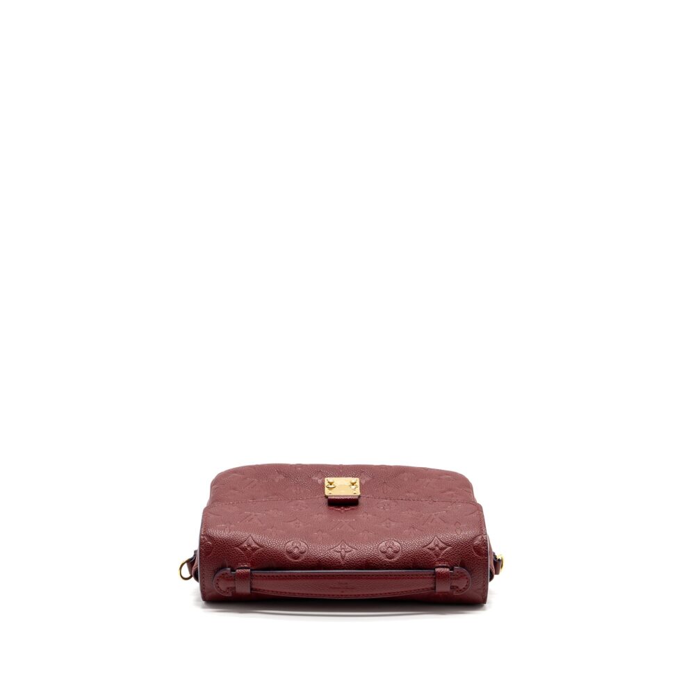 AAA Replica Louis Vuitton LV POCHETTE MÉTIS MONOGRAM EMPREINTE RED GHW