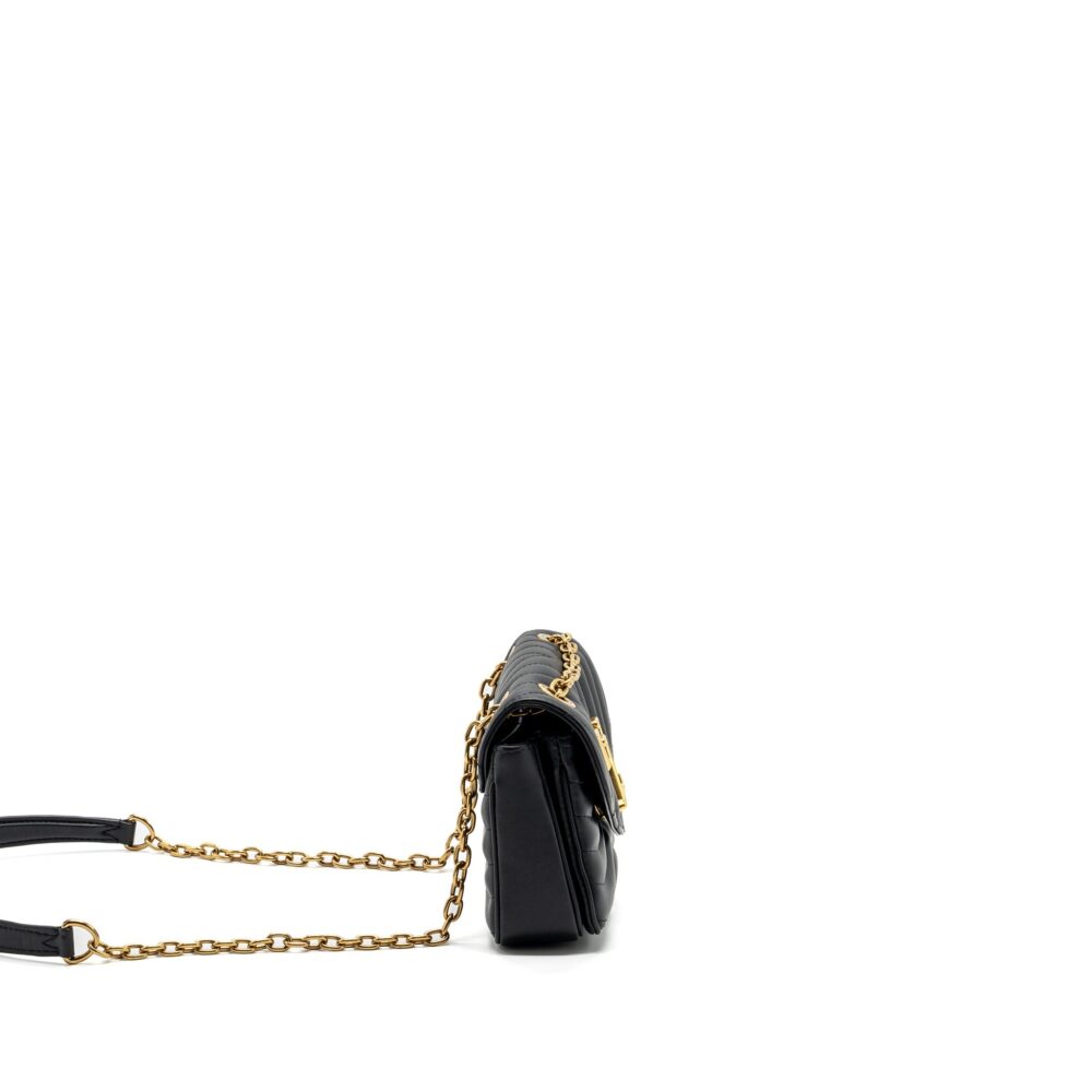 AAA Replica Louis Vuitton LV NEW WAVE PM CHAIN BAG CALFSKIN BLACK GHW (NEW VERSION)