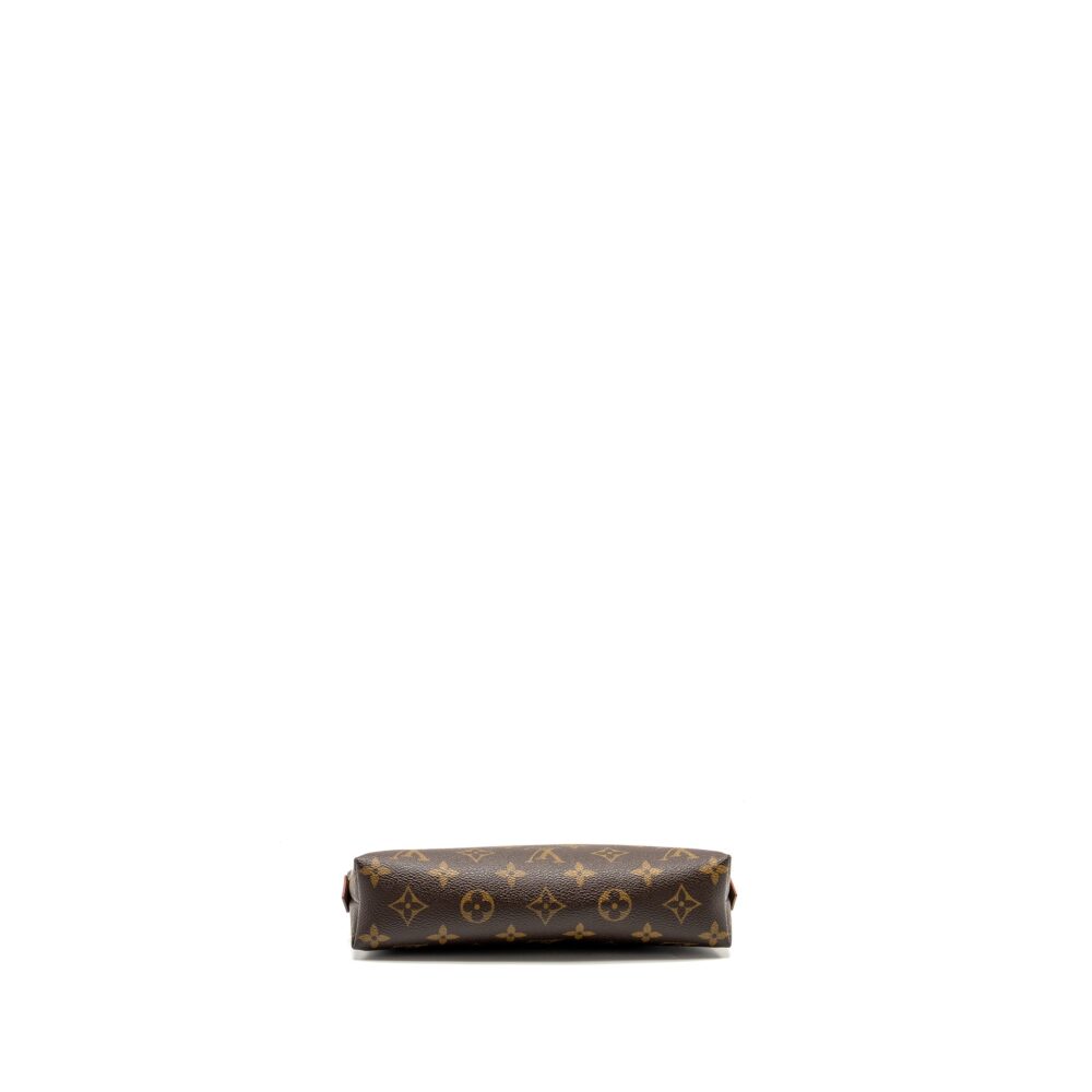 AAA Replica Louis Vuitton LV COSMETIC POUCH MONOGRAM CANVAS GHW
