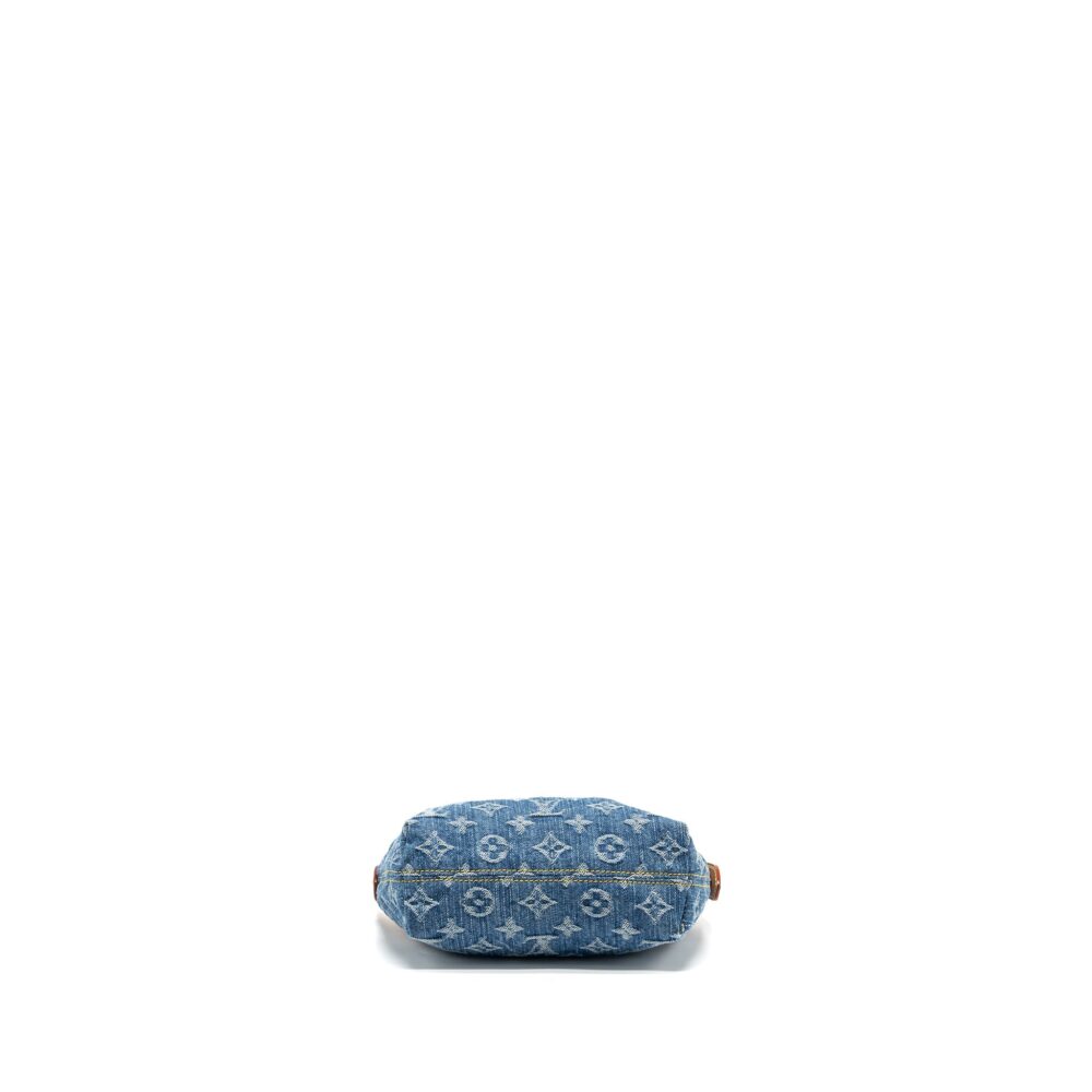 AAA Replica Louis Vuitton LV HILLS POCHETTE MONOGRAM DENIM BLUE GHW