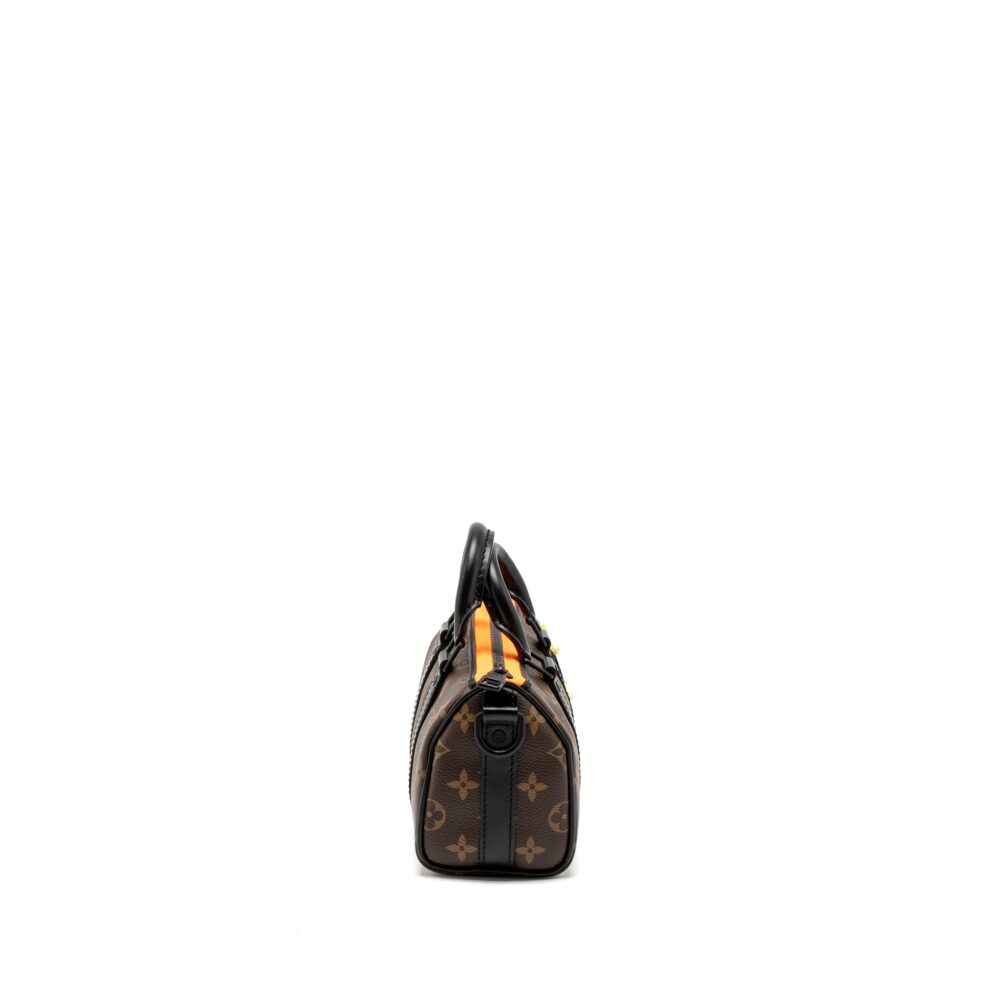 AAA Replica Louis Vuitton LV KEEPALL XS ZOOM WITH FRIENDS MONOGRAM CANVAS BLACK HARDWARE (NEW VERSION)