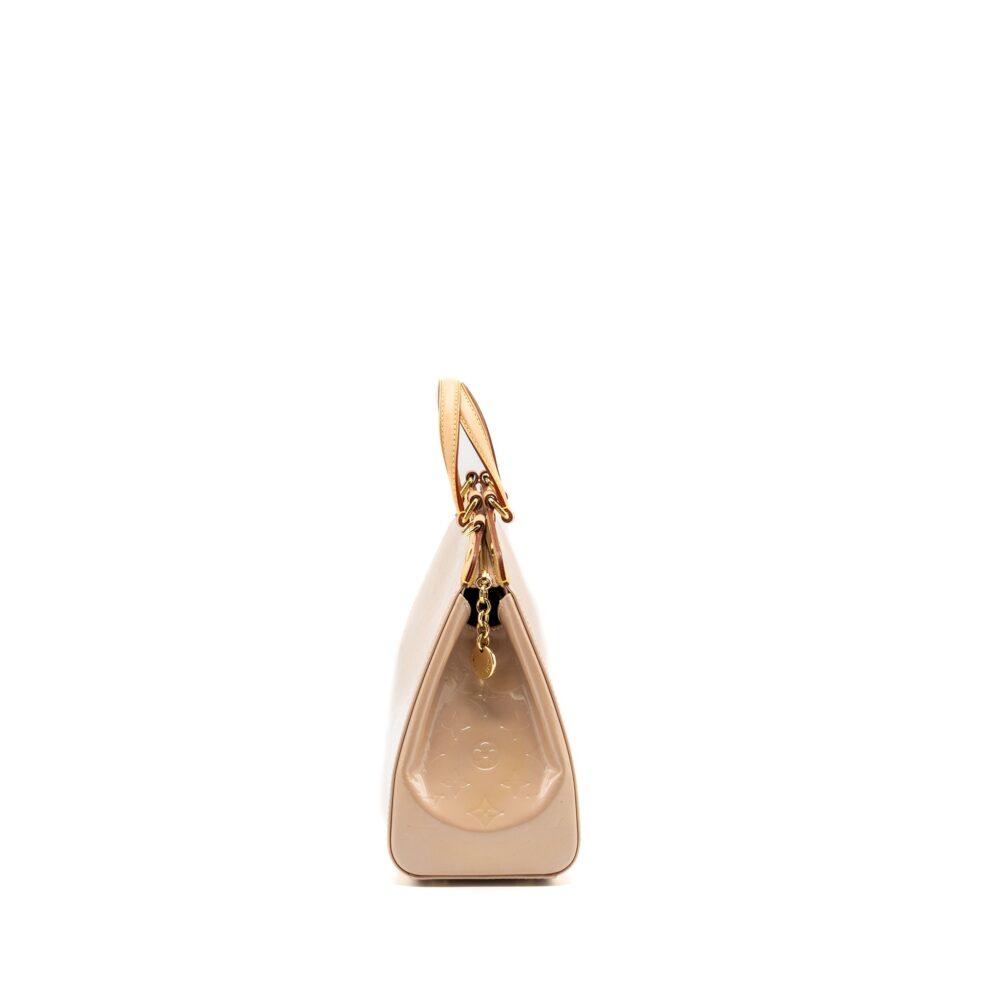 AAA Replica Louis Vuitton LV BREA MM PATENT LEATHER BEIGE GHW