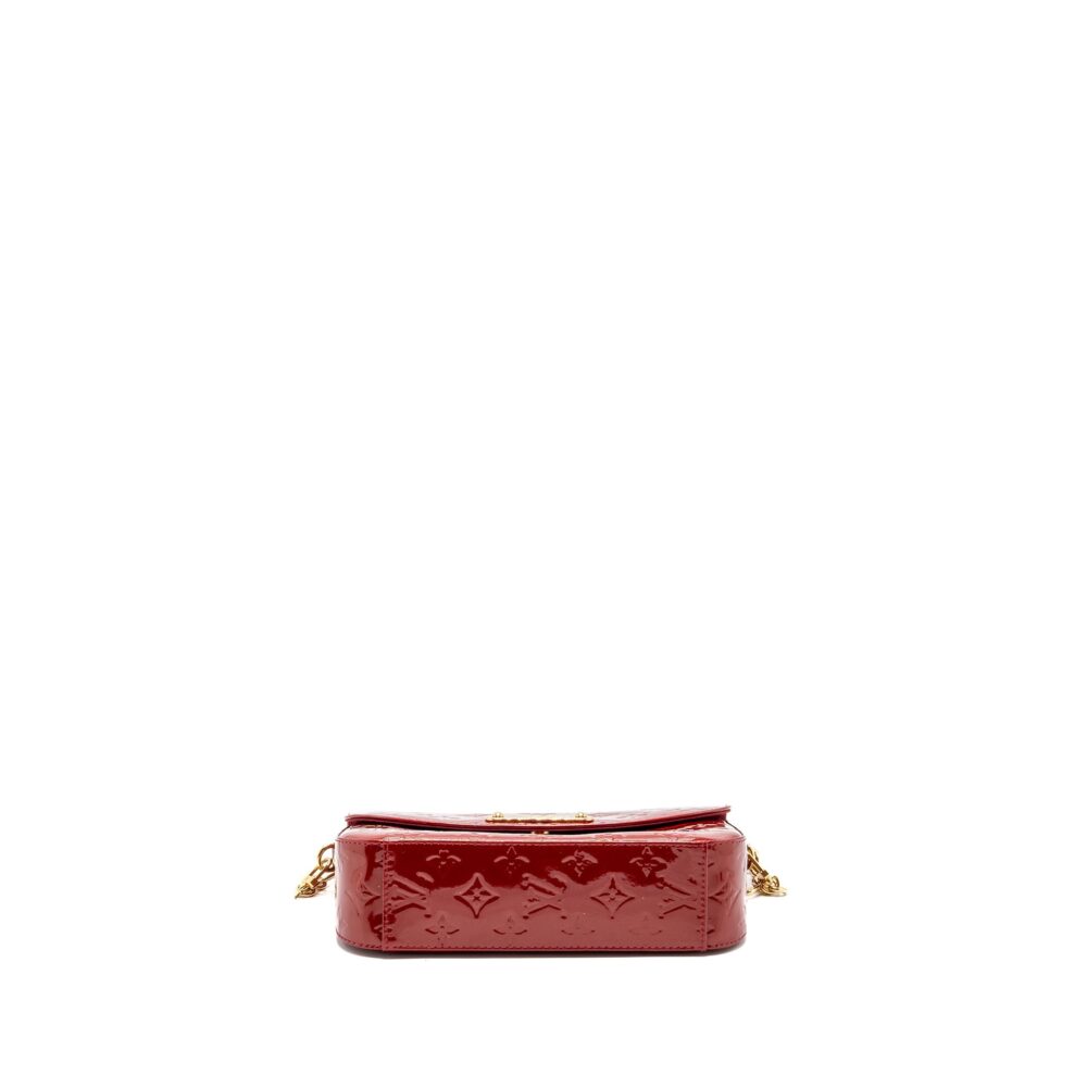 AAA Replica Louis Vuitton LV FLAP SHOULDER EVENING BAG PATENT LEATHER RED GHW