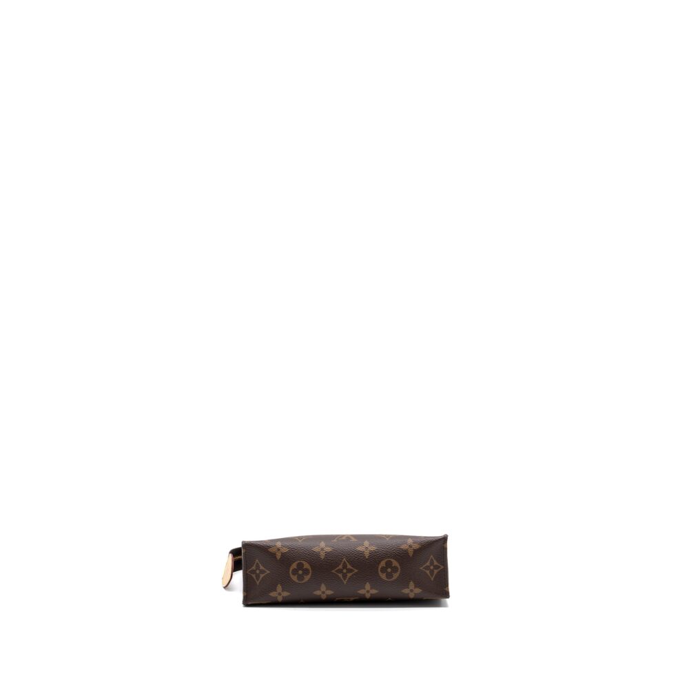 AAA Replica Louis Vuitton LV TOILETRY POUCH 19 MONOGRAM CANVAS GHW