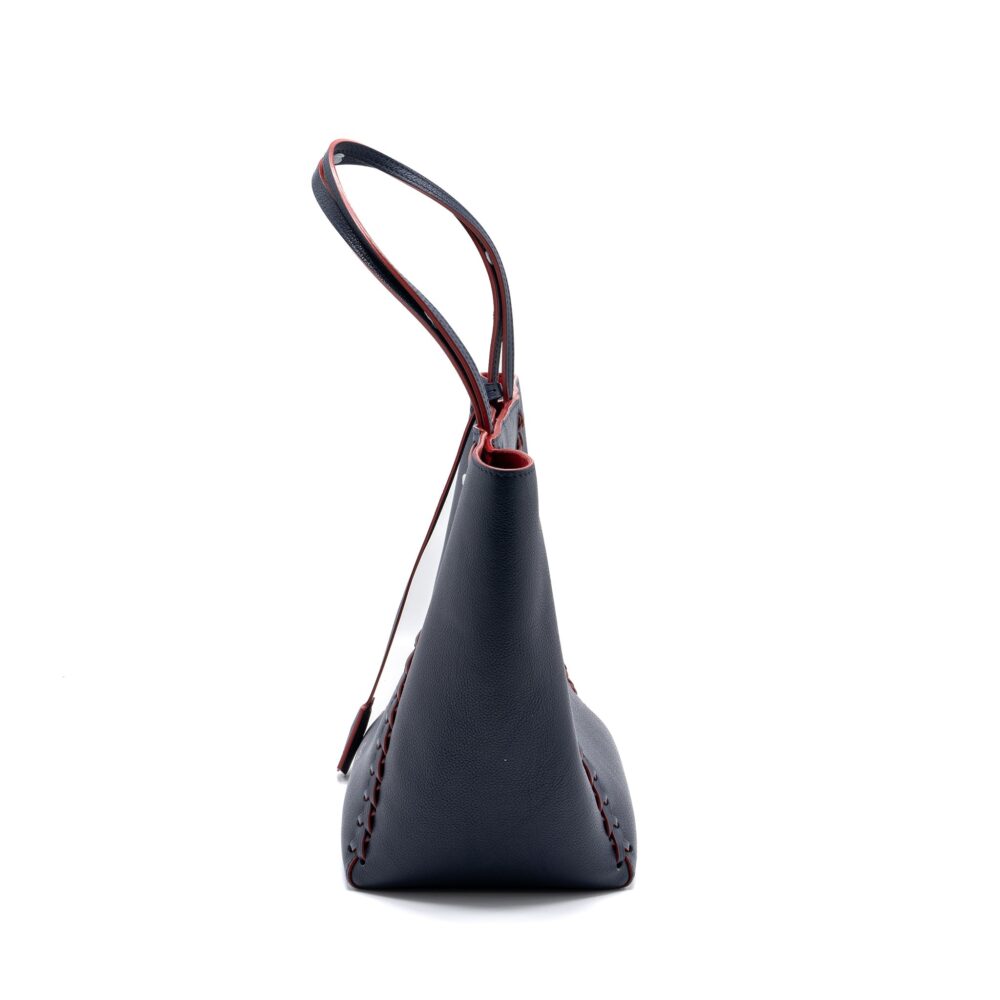 AAA Replica Louis Vuitton LV LOCK ME TOTE BAG CALFSKIN NAVY SHW