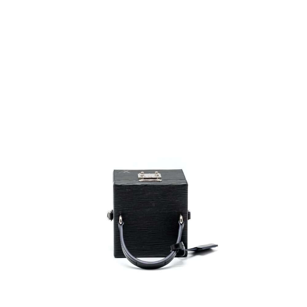 AAA Replica Louis Vuitton LV BLEECKER BOX BAG EPI BLACK SHW