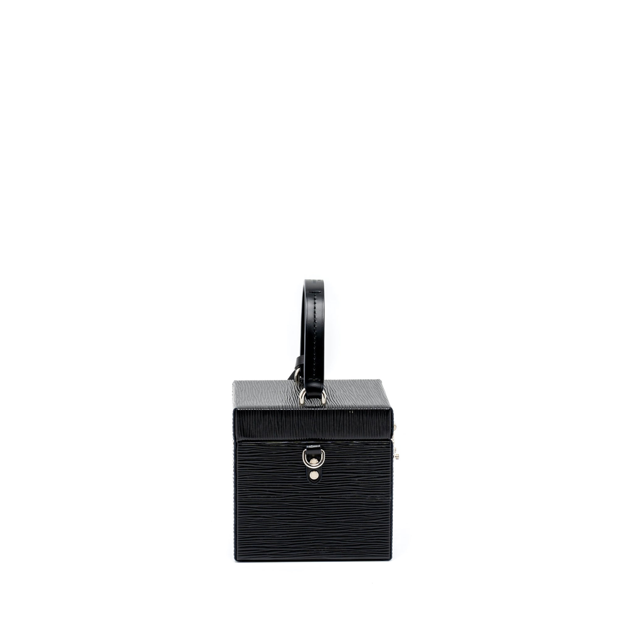 AAA Replica Louis Vuitton LV BLEECKER BOX BAG EPI BLACK SHW