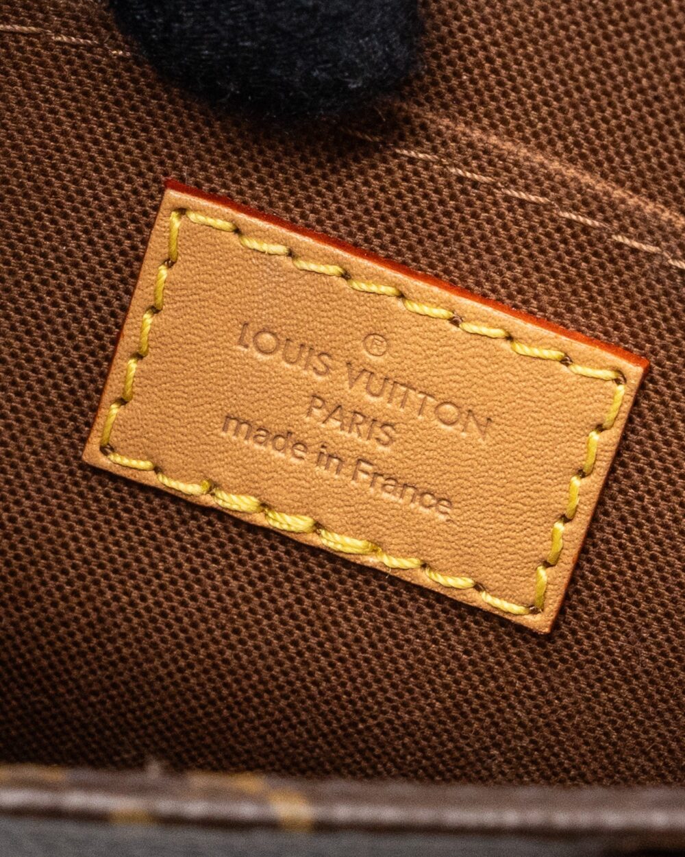 AAA Replica Louis Vuitton LV PETIT SAC PLAT MONOGRAM CANVAS GHW