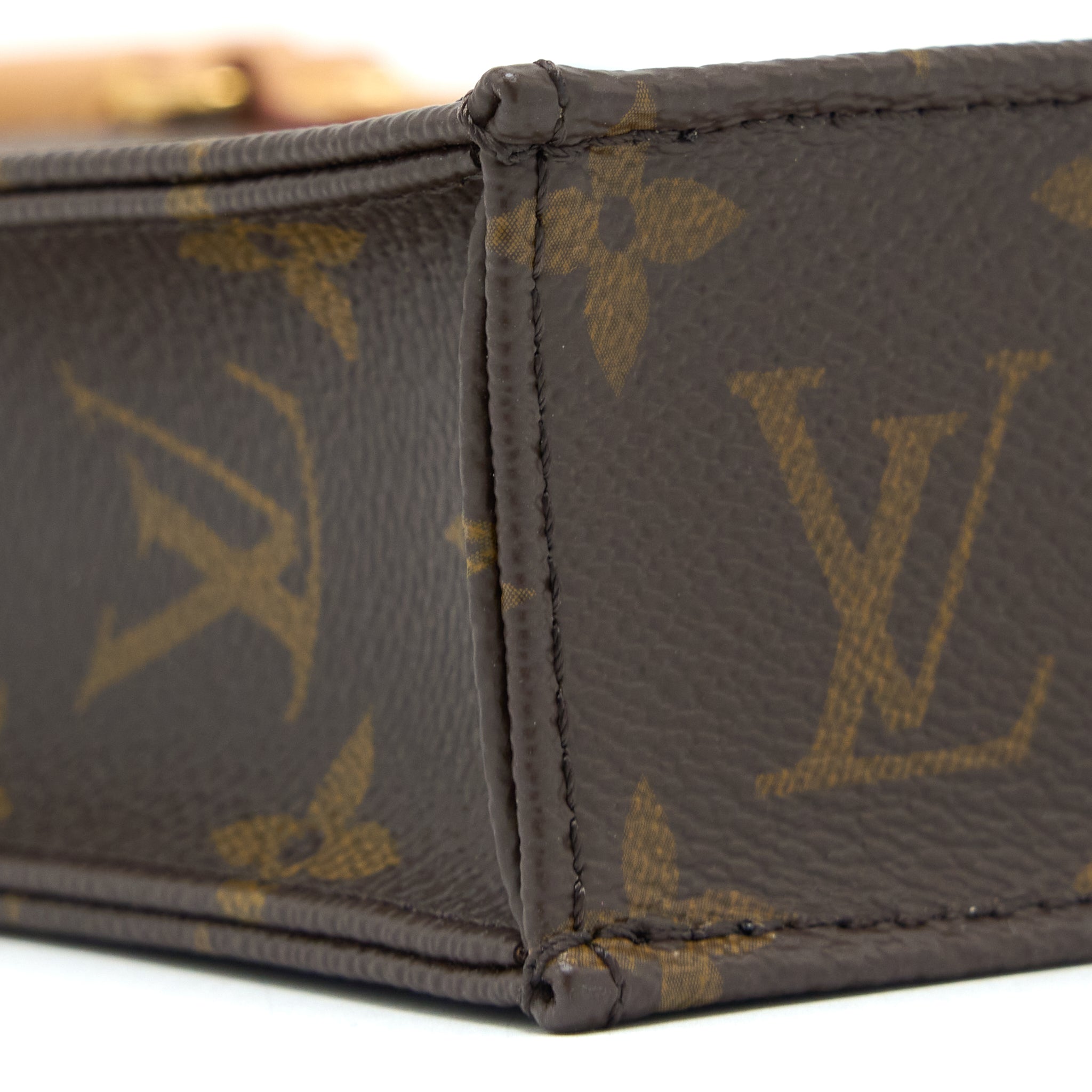 AAA Replica Louis Vuitton LV PETIT SAC PLAT MONOGRAM CANVAS GHW (NEW VERSION)