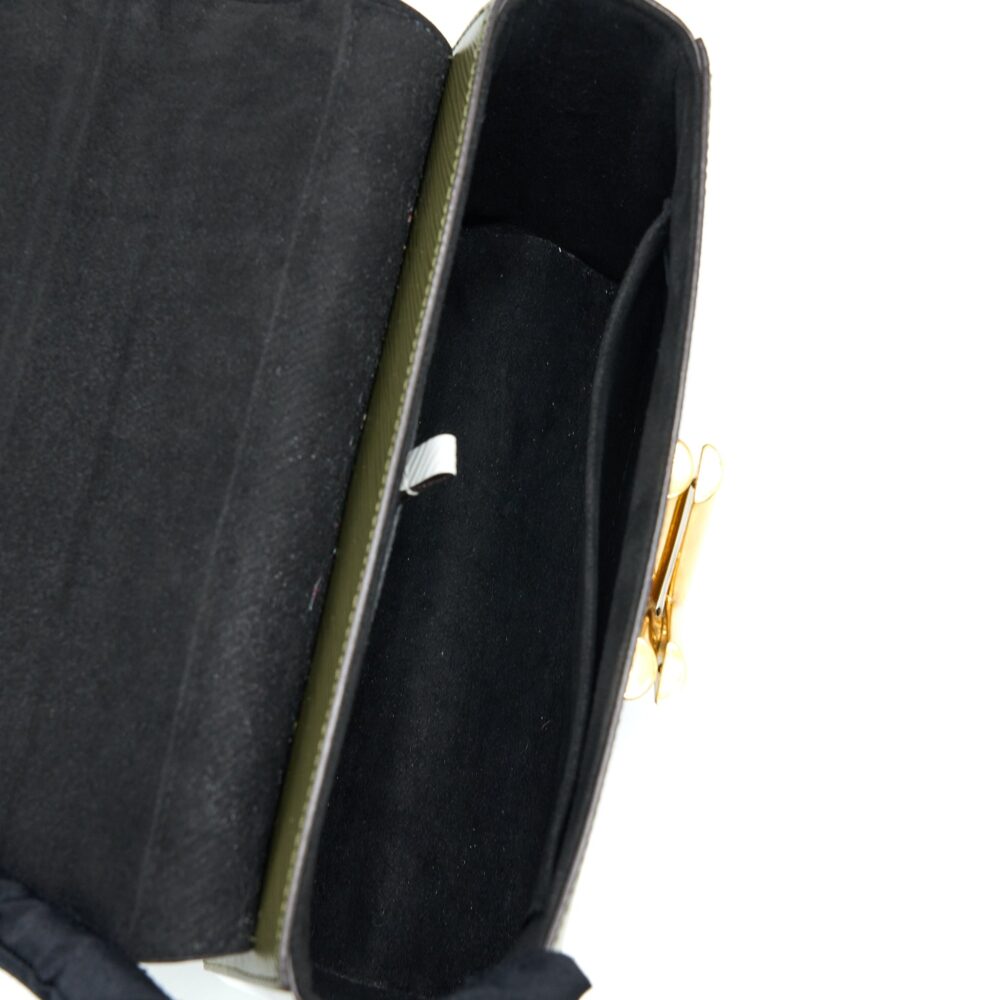 AAA Replica Louis Vuitton LV TWIST BAG MM EPI GREEN/WHITE GHW