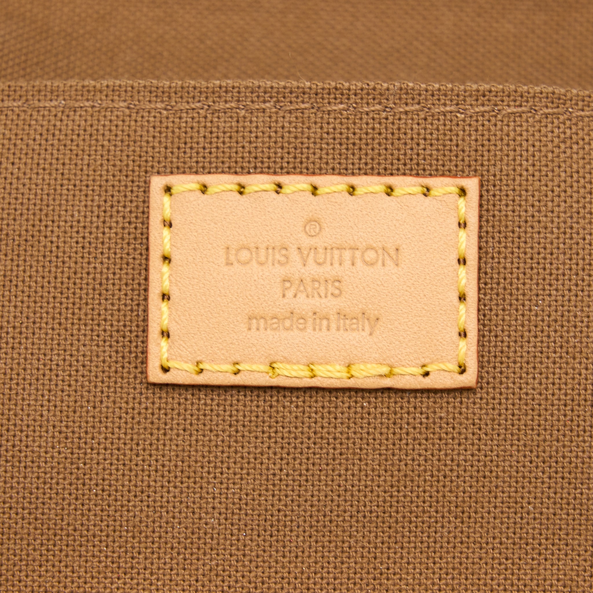 AAA Replica Louis Vuitton LV PETIT SAC PLAT MONOGRAM CANVAS GHW (NEW VERSION)