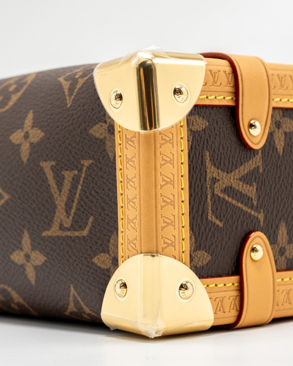 AAA Replica Louis Vuitton LV SIDE TRUNK MM MONOGRAM CANVAS GHW