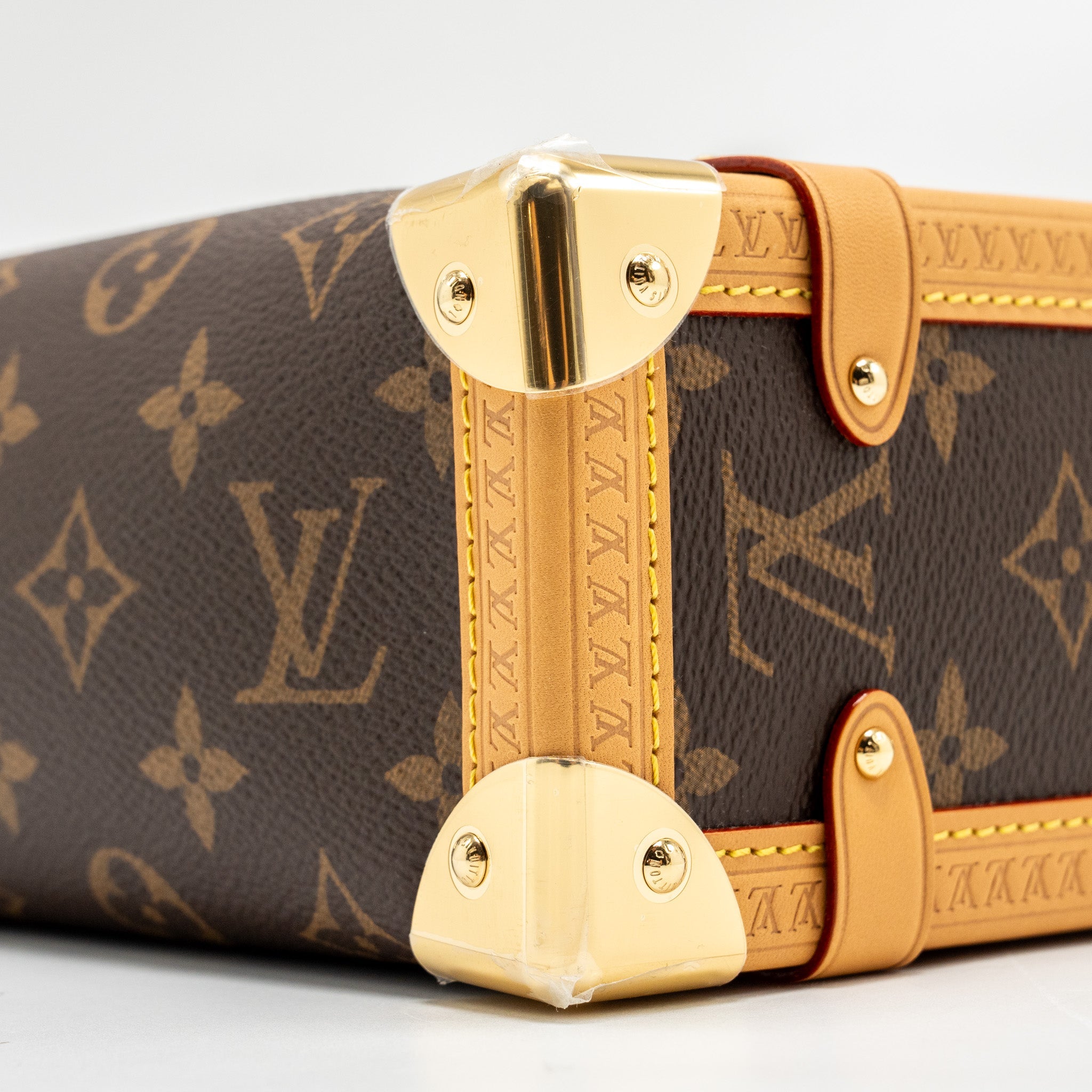 AAA Replica Louis Vuitton LV SIDE TRUNK MM MONOGRAM CANVAS GHW