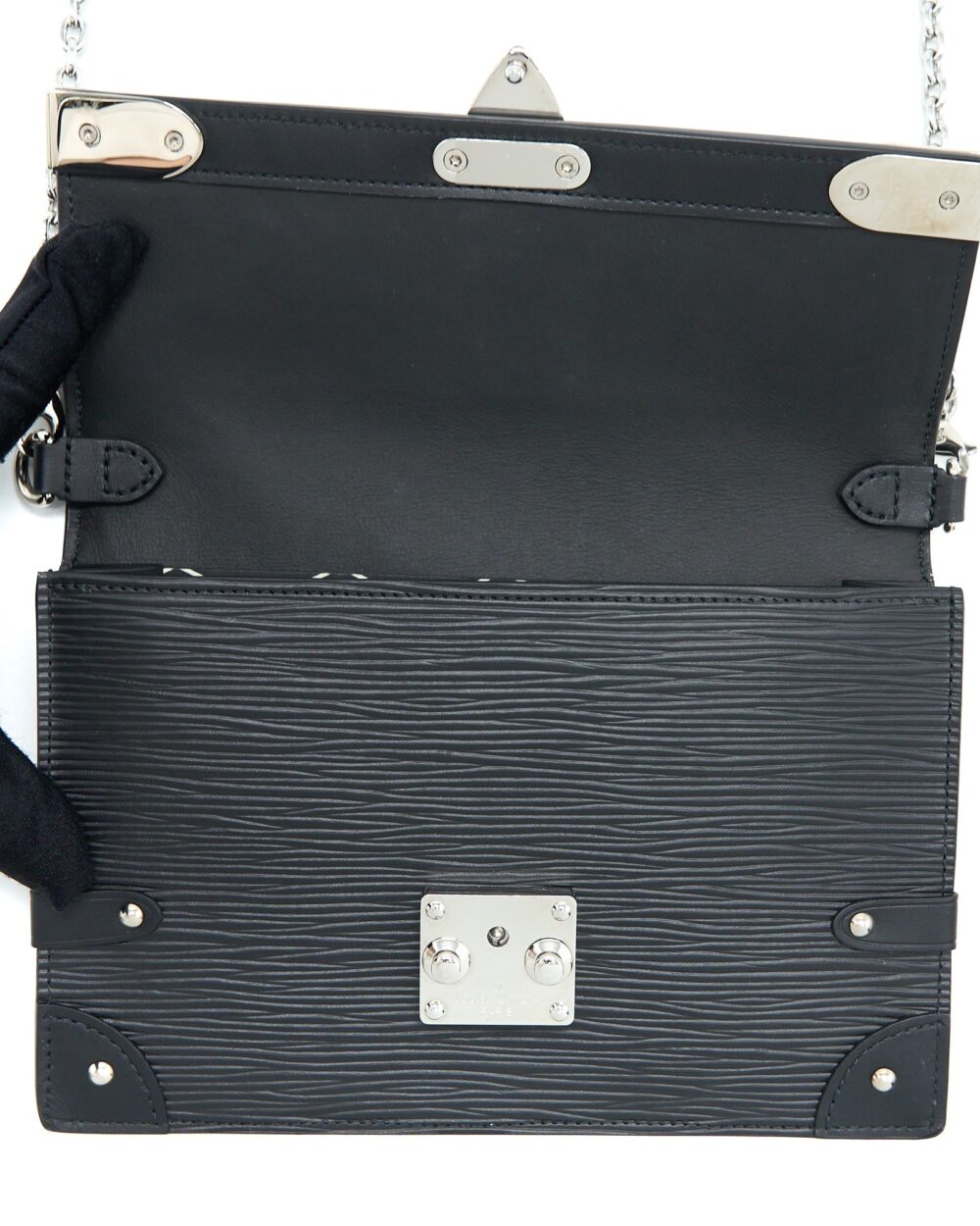 AAA Replica Louis Vuitton LV TRUNK CHAIN WALLET EPI BLACK SHW