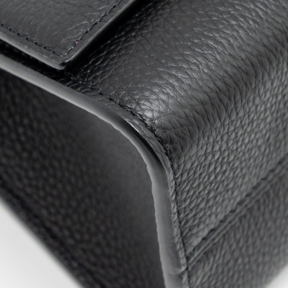 AAA Replica Louis Vuitton LV TWIST ONE HANDLE PM TAURILLON LEATHER BLACK/PINK GHW