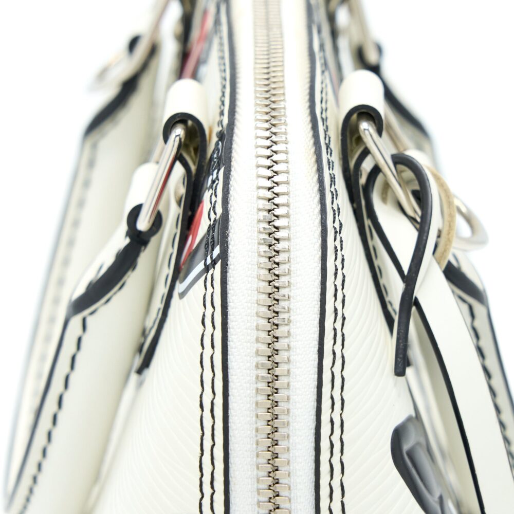 AAA Replica Louis Vuitton LV ALMA BB EN CUIR OCCASION EPI WHITE / BLACK WITH SHW