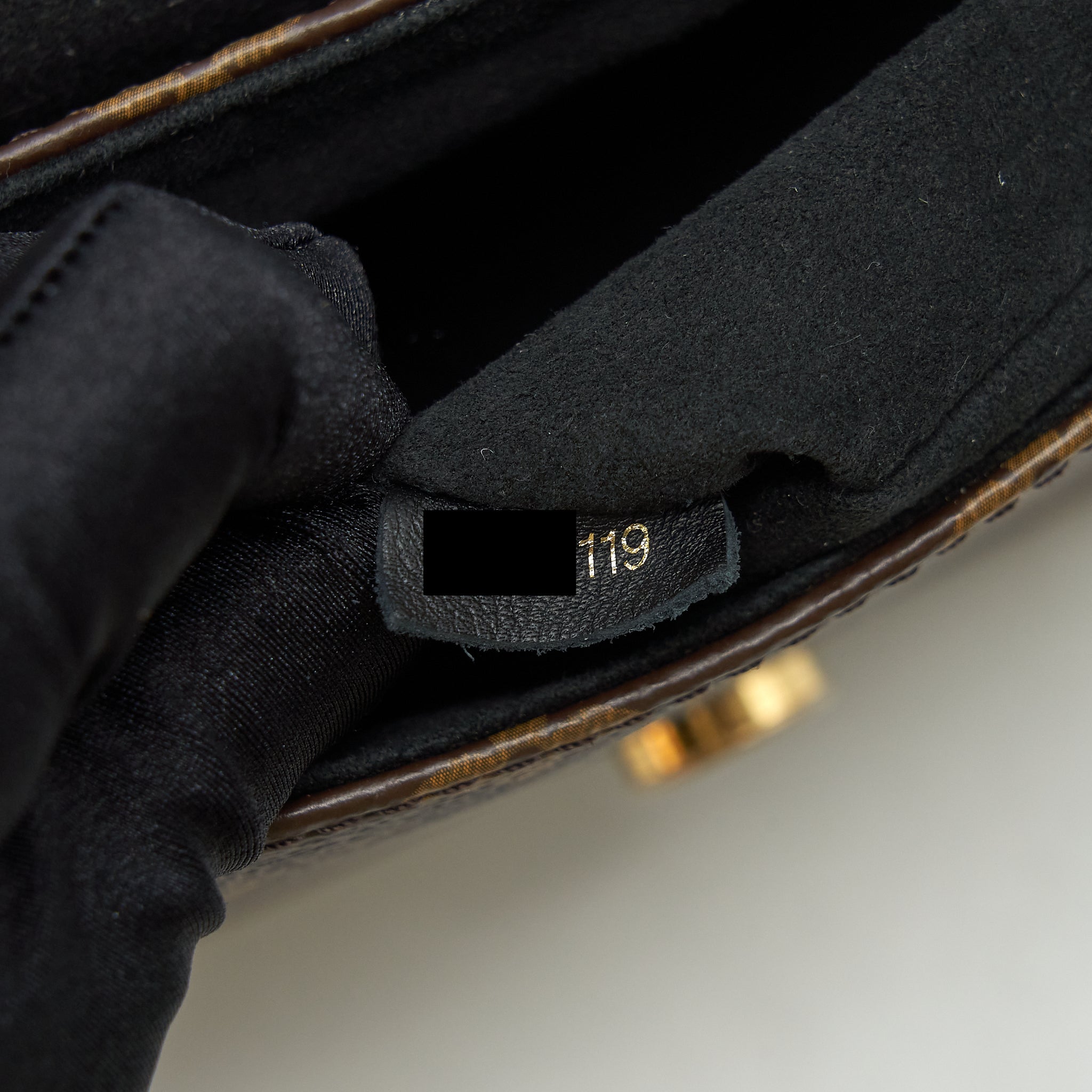 AAA Replica Louis Vuitton LV LOCKY BB MONOGRAM CANVAS/ BLACK GHW