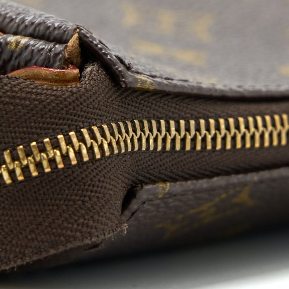 AAA Replica Louis Vuitton LV EVA POCHETTE BAG MONOGRAM CANVAS GHW