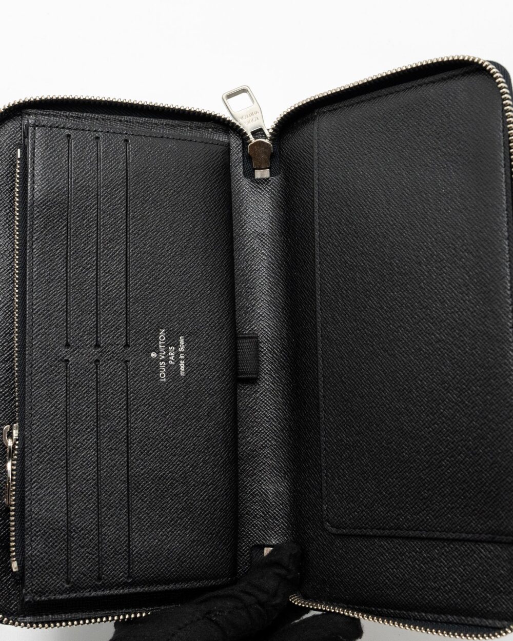 AAA Replica Louis Vuitton LV ZIPPY ORGANISER DAMIER GRAPHITE CANVAS BLACK SHW